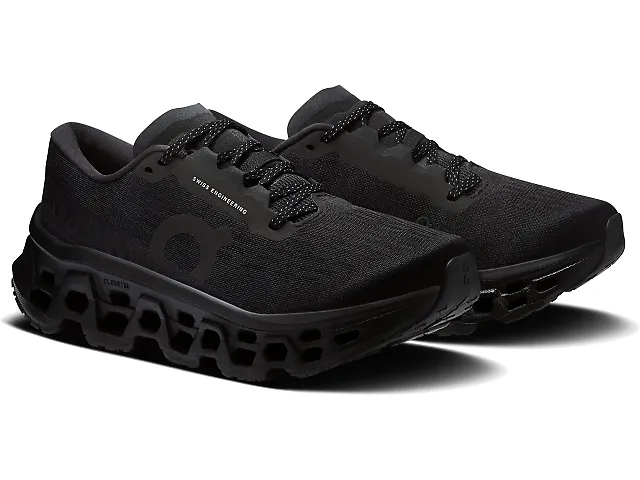 On  W's Cloudmonster 3