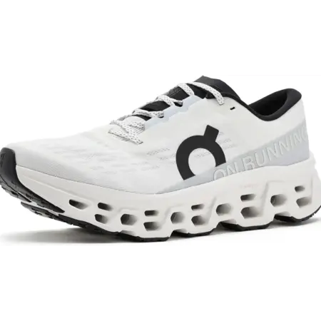 On M's Cloudmonster 3