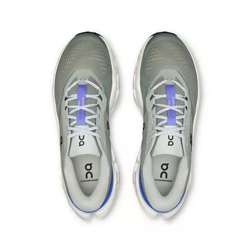 On M's Cloudrunner 3
