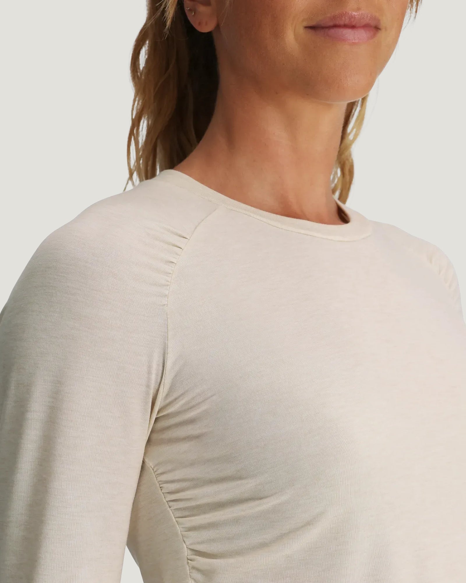 Free Fly FreeFly W's Elevate Lightweight Fitted Long Sleeve Heather Birch S