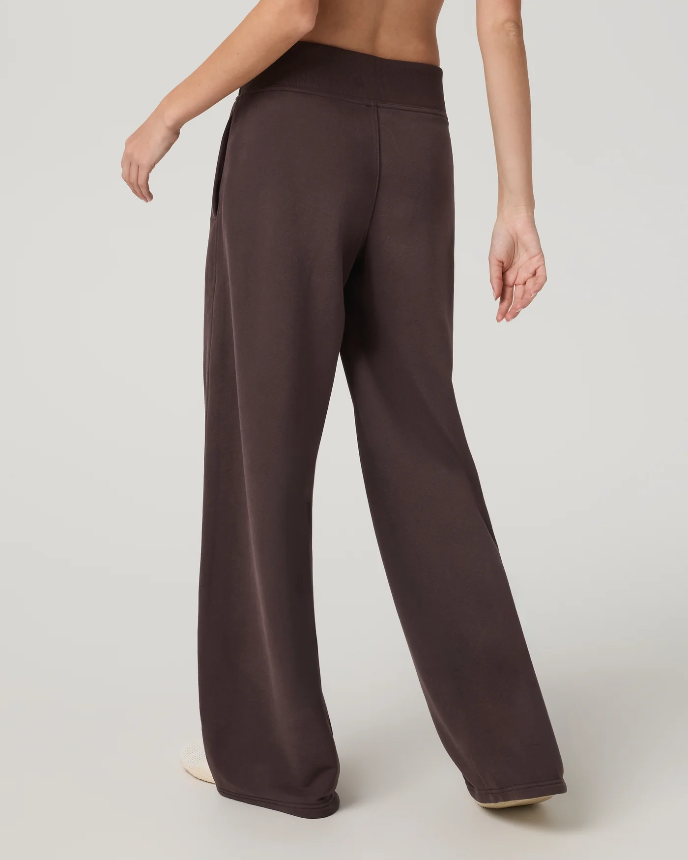 Vuori  W's Sedona Midrise Wideleg Sweat