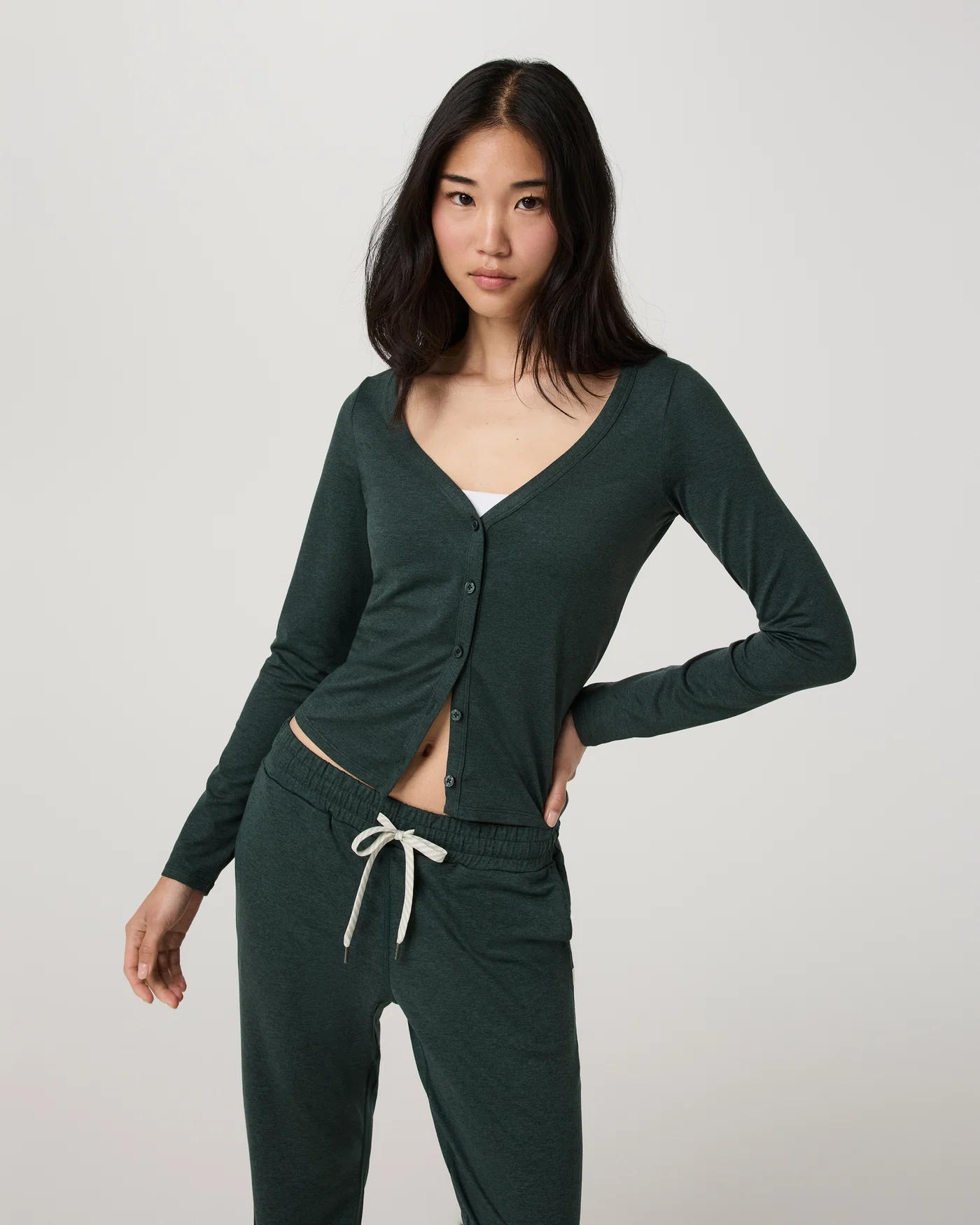 Vuori W's L/S Halo V-Neck Cardigan