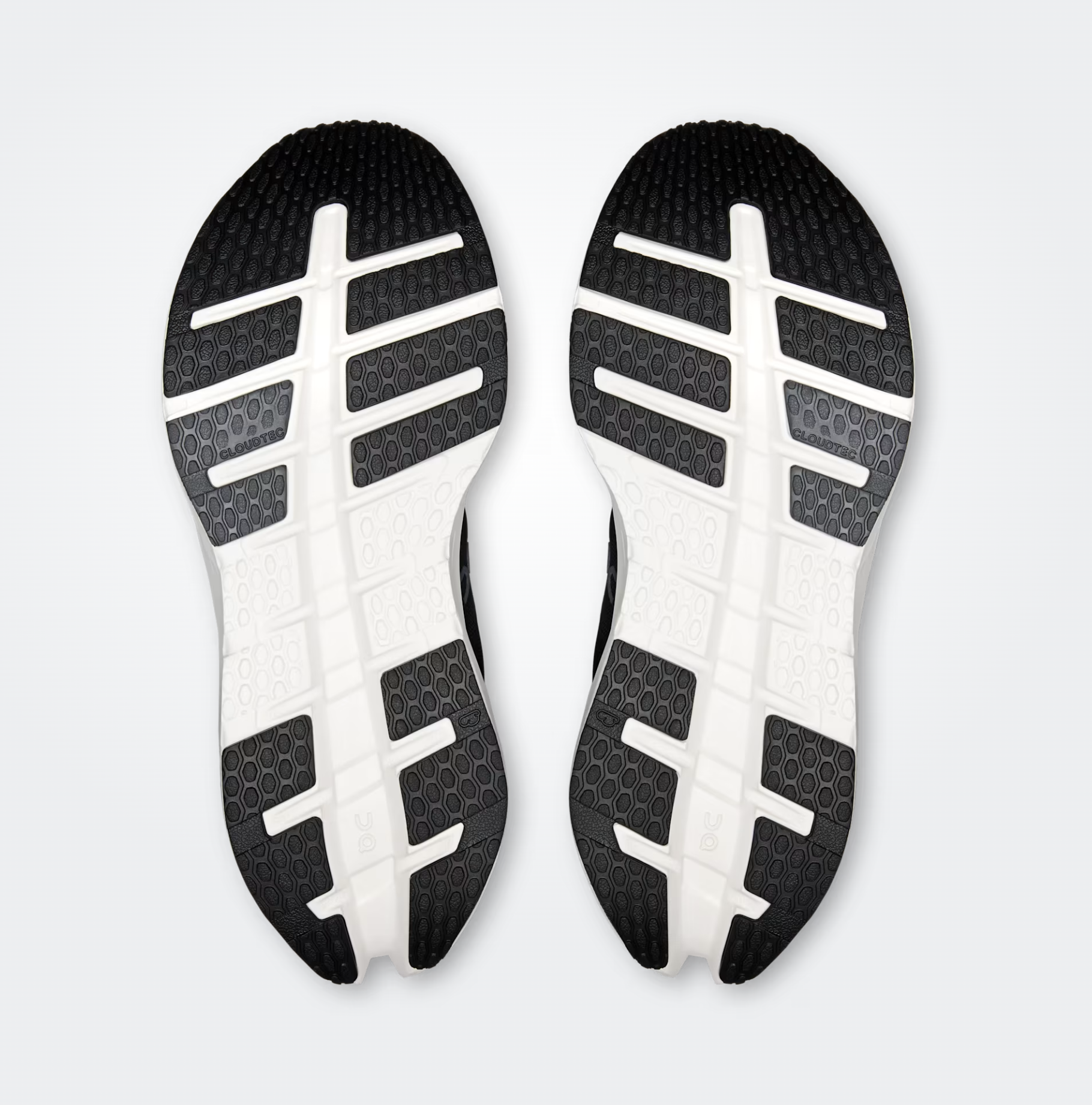 On On W's Cloudrunner 3