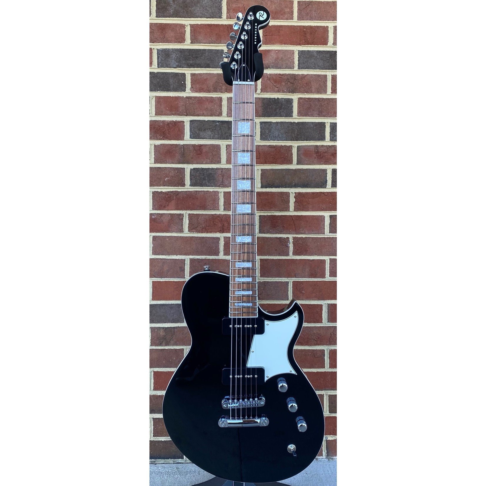 Reverend Reverend Guitars Contender 290, Midnight Black, Roasted Maple Neck, Pau Ferro Fretboard, Korina Body, Locking Tuners