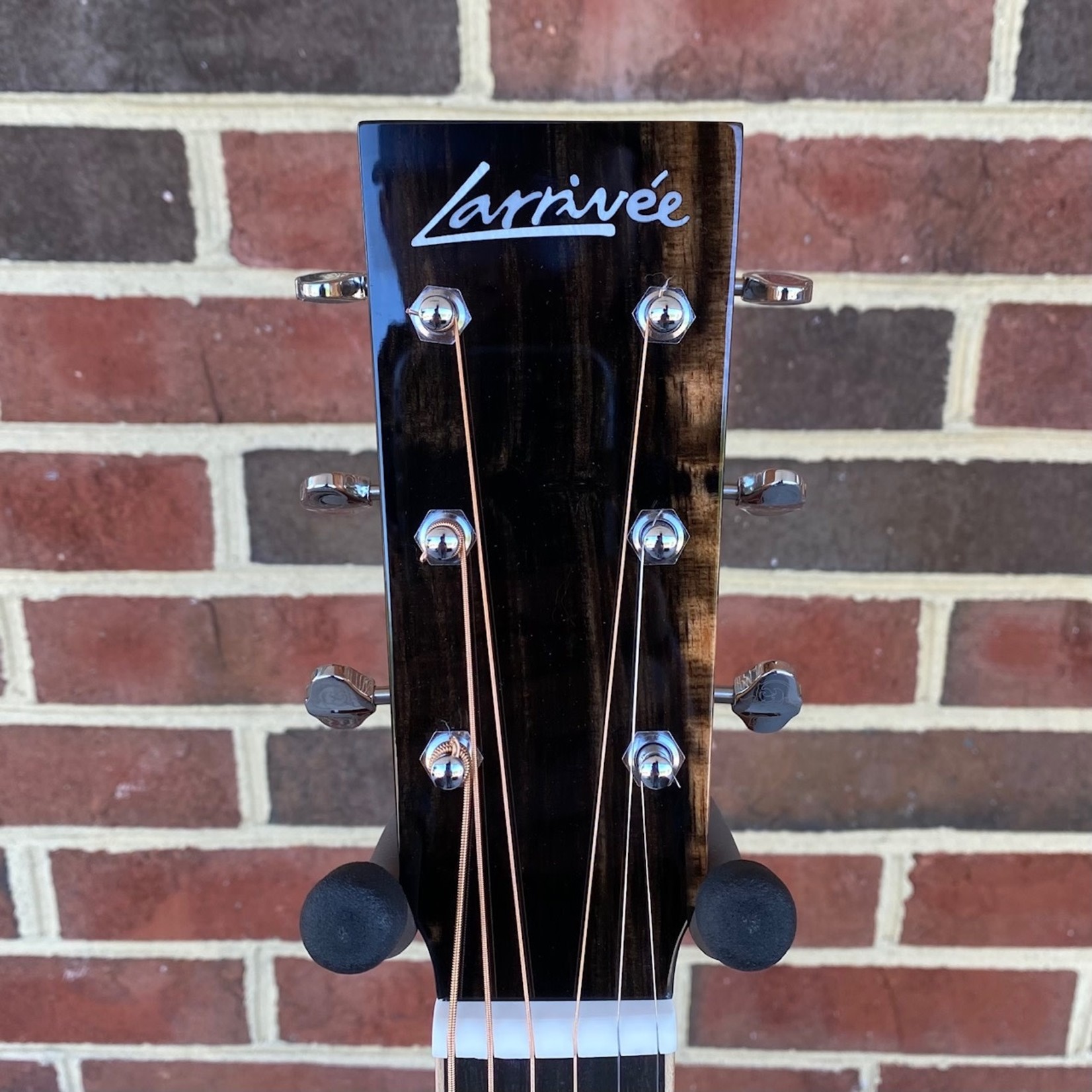 Larrivee Larrivee D-44RW, Indian Rosewood Back and Sides, Sitka Spruce Top, All Gloss, LR Baggs Anthem No Cut Electronics, Hardshell Case, SN# 136354