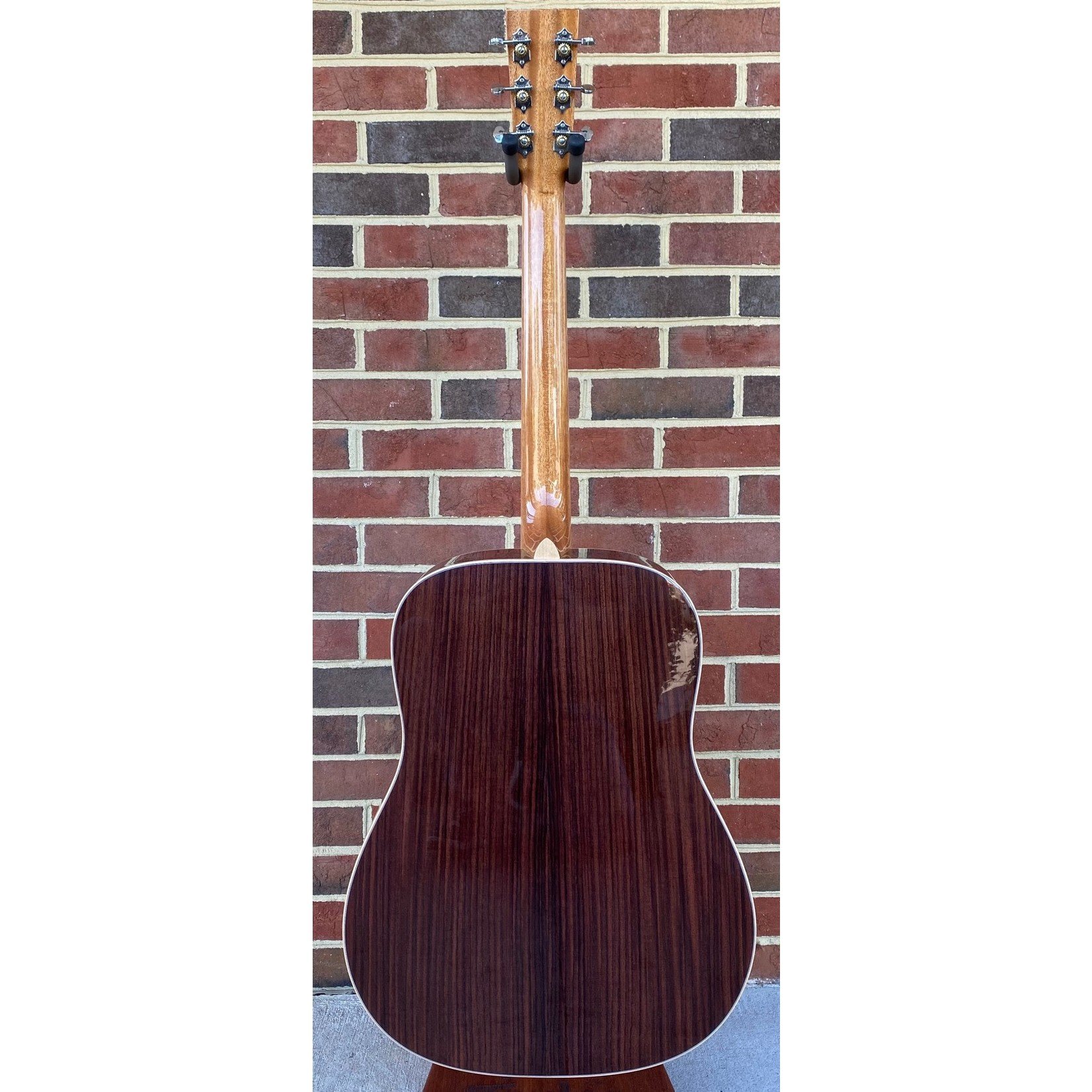 Larrivee Larrivee D-44RW, Indian Rosewood Back and Sides, Sitka Spruce Top, All Gloss, LR Baggs Anthem No Cut Electronics, Hardshell Case, SN# 136354