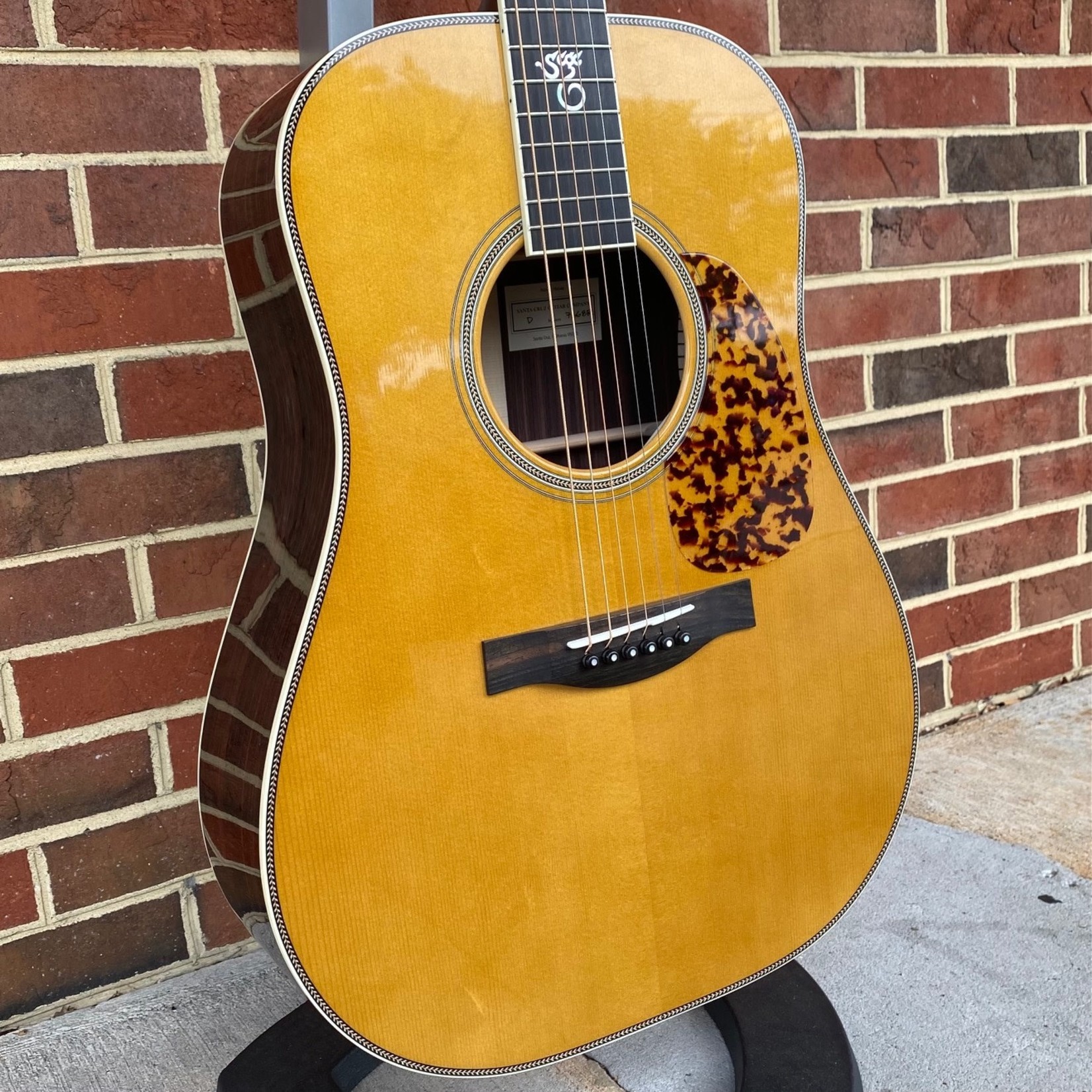 Santa Cruz Guitar Co. Santa Cruz Custom Tony Rice Signature Model, European Spruce Top - Tinted, Advanced X-Bracing, Adirondack Braces w/ Hot Hide Glue, SCGC Logo @ 16th Fret, Enlarged Sound Hole (4 9/16”), Dalmation Pickguard