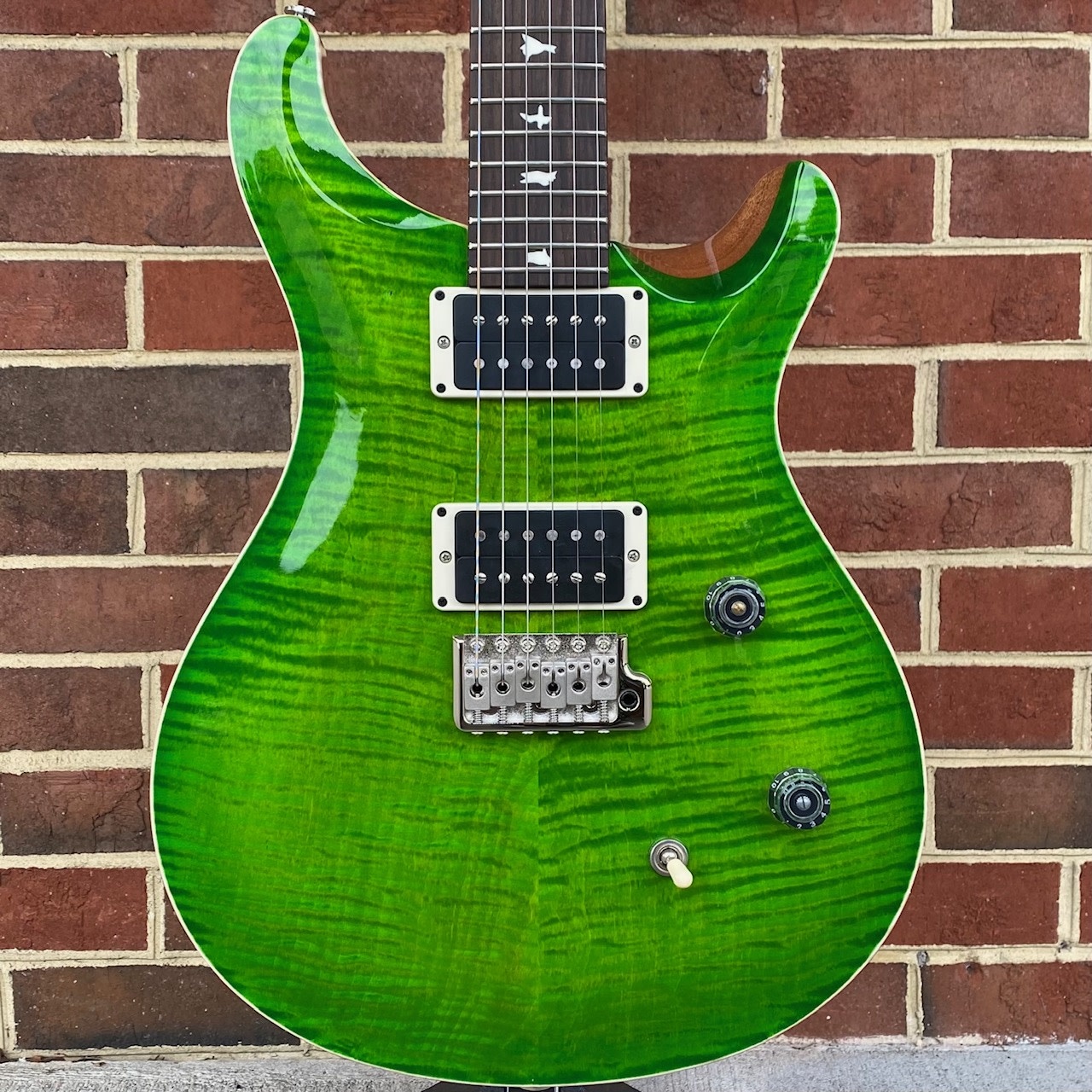 美品　Paul Reed Smith (PRS) CE24 Paul Reed Smith CE24, Eriza Verde, Gig Bag - The Music Loft