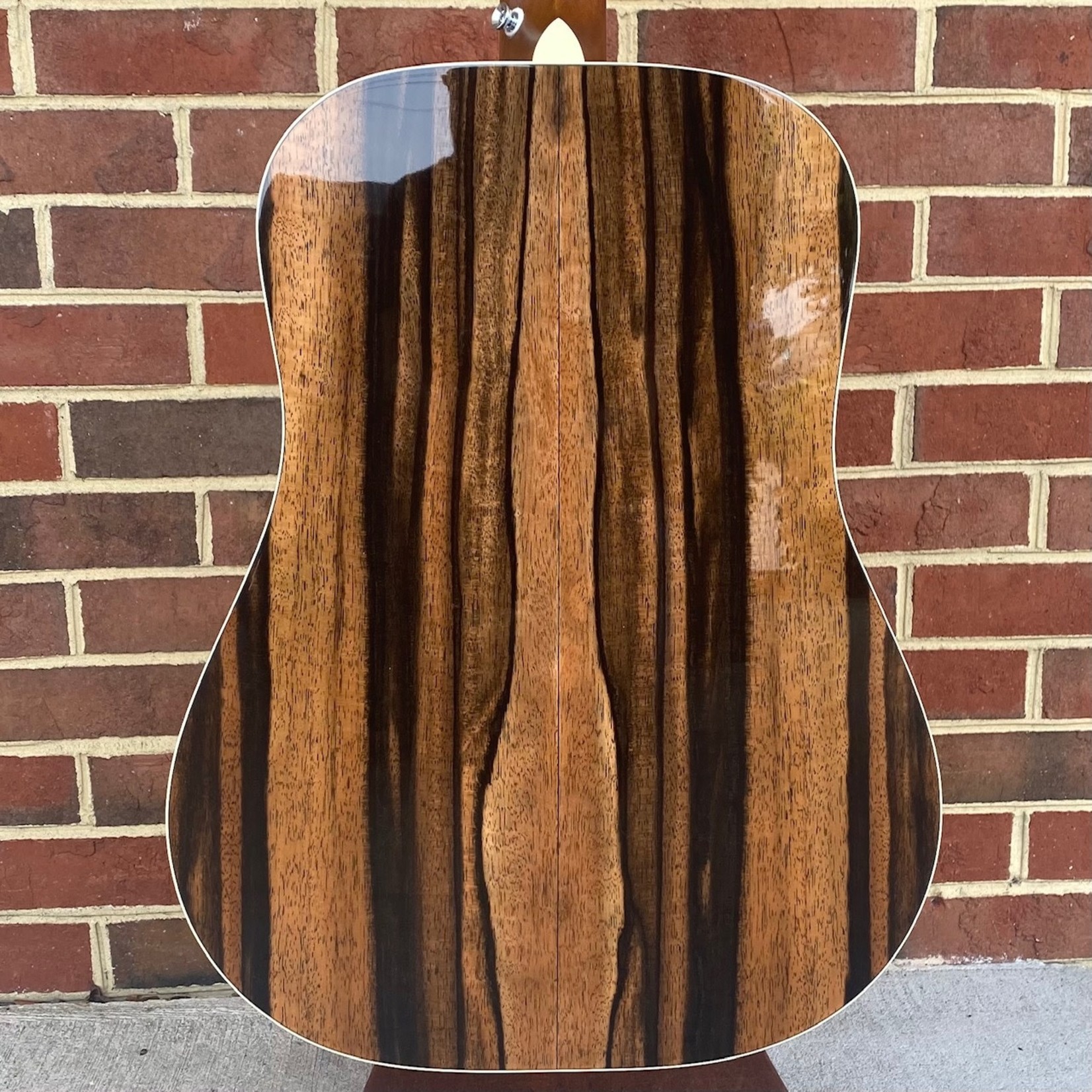 Santa Cruz Guitar Co. Santa Cruz Custom D/PW, Macassar Ebony Back and Sides, Carpathian Spruce Top, Adirondack Bracing w/ Hot Hide Glue, Custom Macassar Ebony Peghead Overlay, Ivoroid Binding, Diamonds & Squares Short Inlay, Vintage Tinted Top