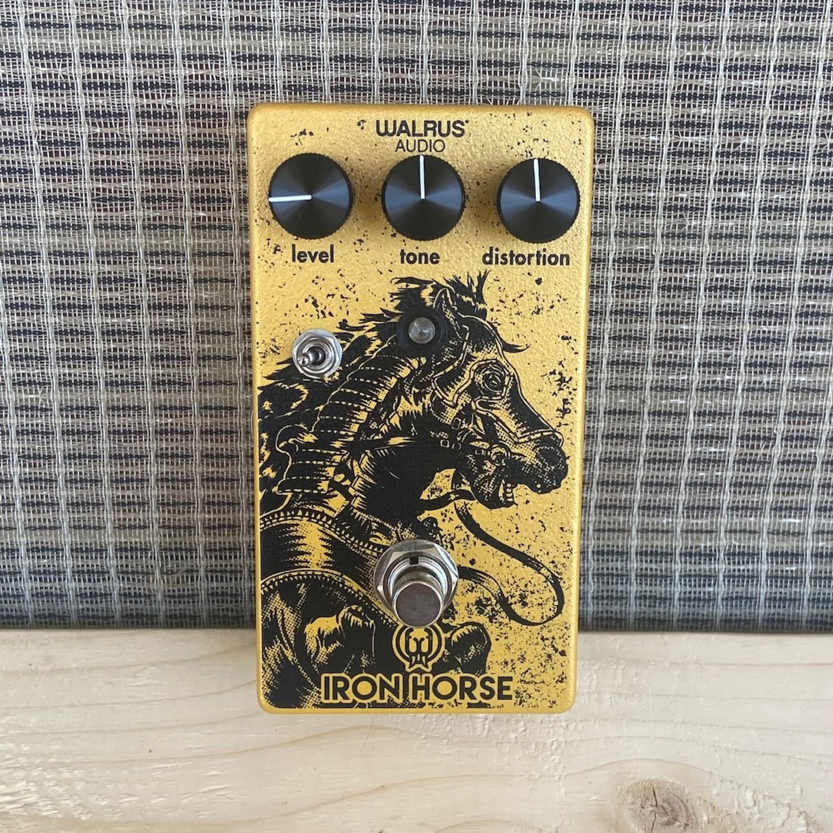 walrus audio iron horse lm308 distortion v2