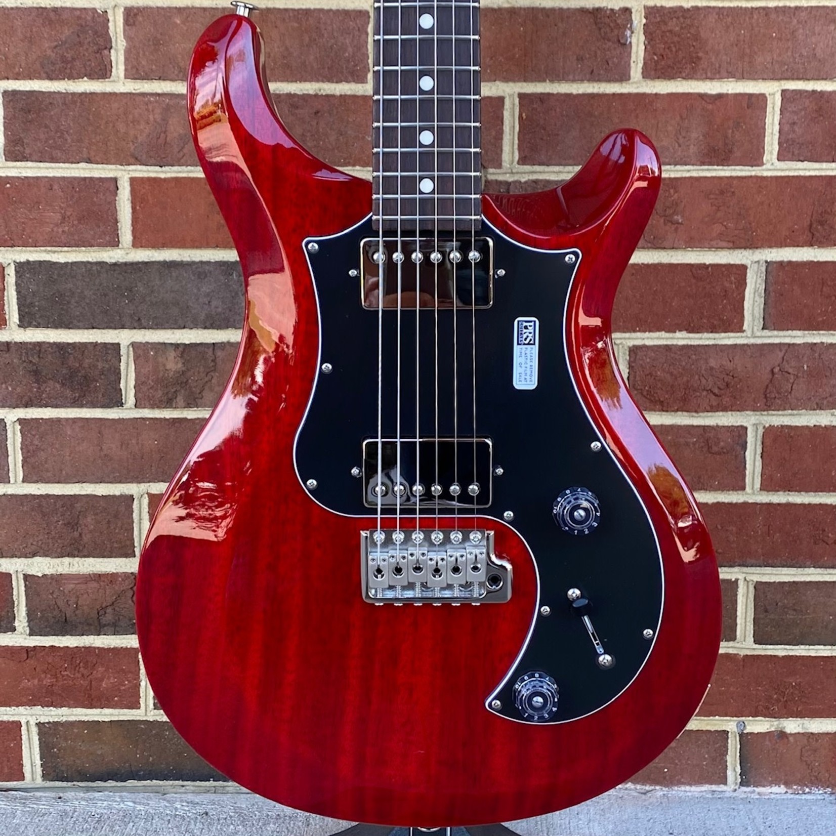 Paul Reed Smith Paul Reed Smith S2 Standard 22, 2021 Model, Vintage Cherry,  Pattern Regular Neck, Gig Bag, SN# S2054870