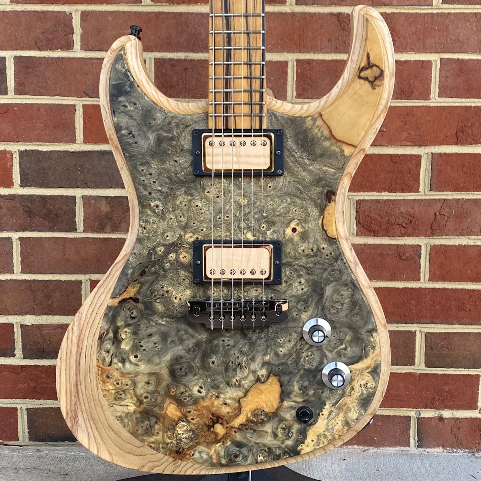 Dunable Guitars Dunable Guitars USA Special Stash #1 - Gnarwhal, One Piece Buckeye Burl Top w/ Gold Sparkle Resin Fill, Swamp Ash Body, Pale Moon Ebony Neck, Pale Moon Ebony Fretboard, Hardshell Case