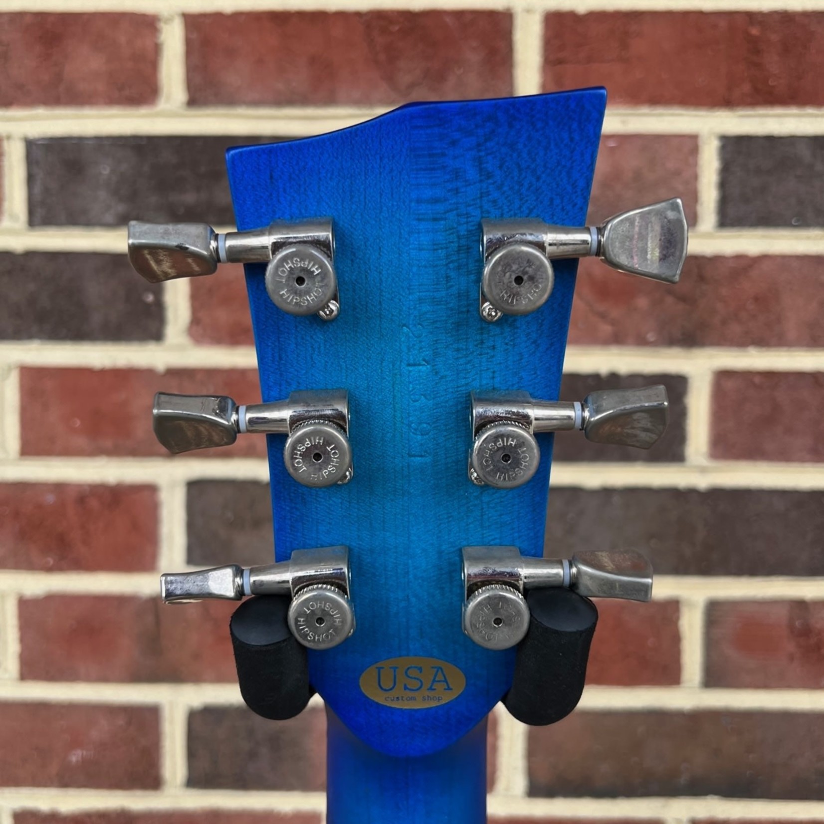 Dunable Guitars Dunable Guitars USA Custom Shop Cyclops, Aqua Burst, Burl Maple Top, Mahogany Body, Stained Aqua Burst Maple Fretboard, Block Inlays, Hardshell Case