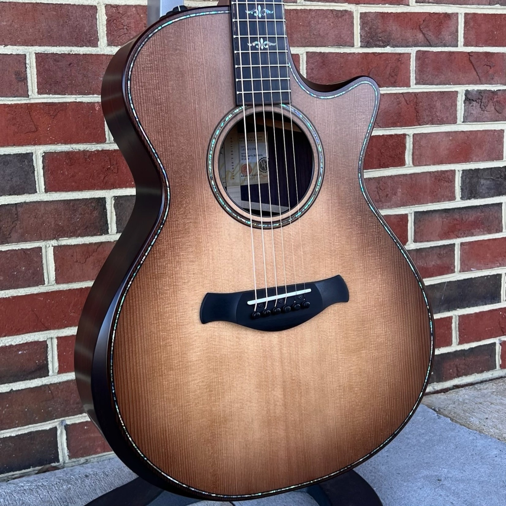 Taylor Taylor Builder's Edition 912ce WHB, Wild Honey Burst, Lutz Spruce Top, Indian Rosewood Back & Sides, ES2 Electronics, Hardshell Case