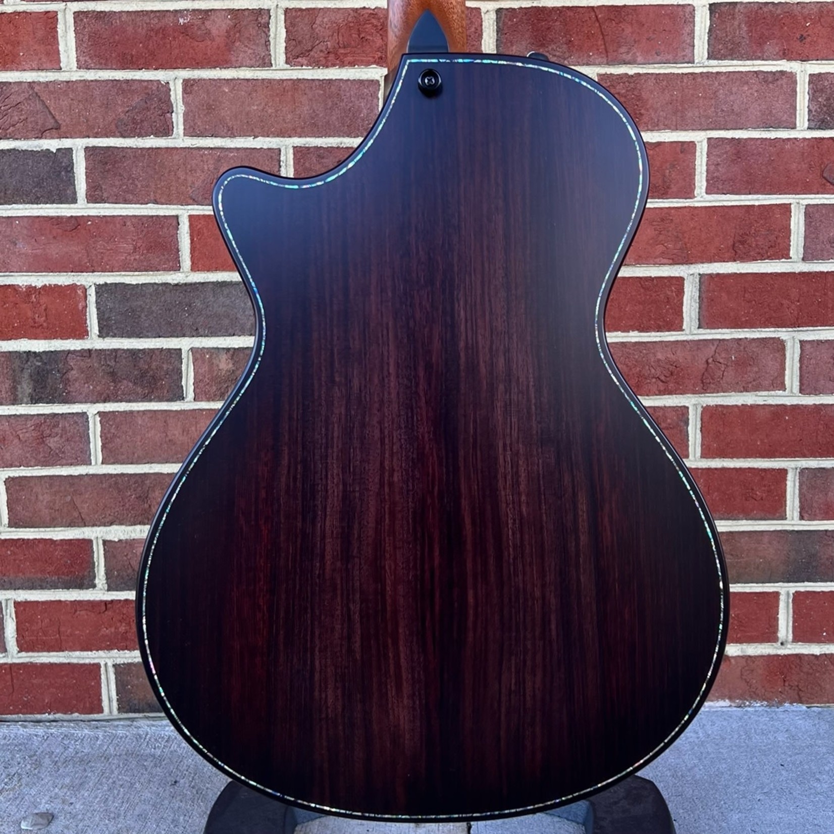 Taylor Taylor Builder's Edition 912ce WHB, Wild Honey Burst, Lutz Spruce Top, Indian Rosewood Back & Sides, ES2 Electronics, Hardshell Case