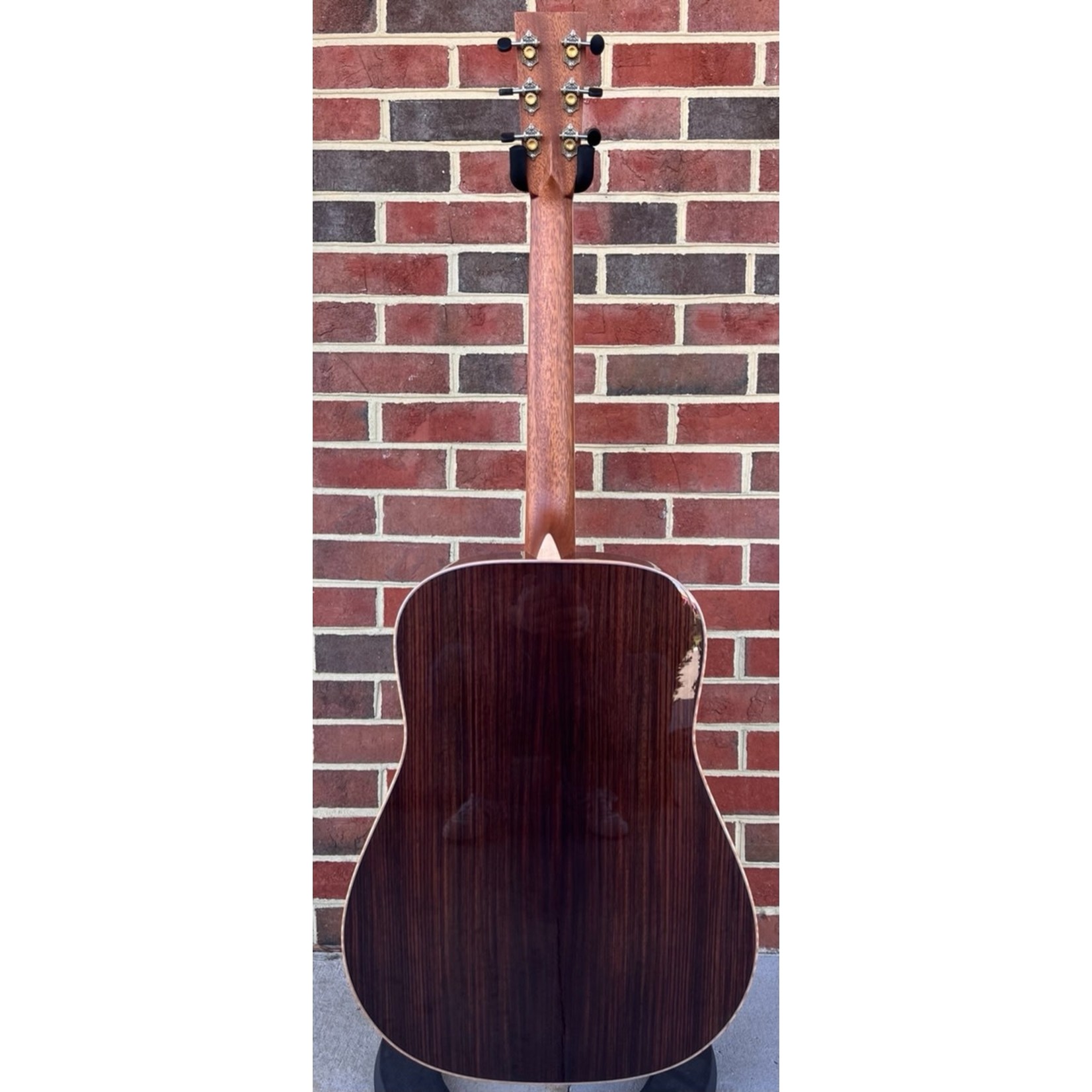 Larrivee Larrivee D-60, Rosewood Back & Sides, Sitka Spruce Top, Gloss Body, Satin Neck, Hardshell Case, SN# 137335