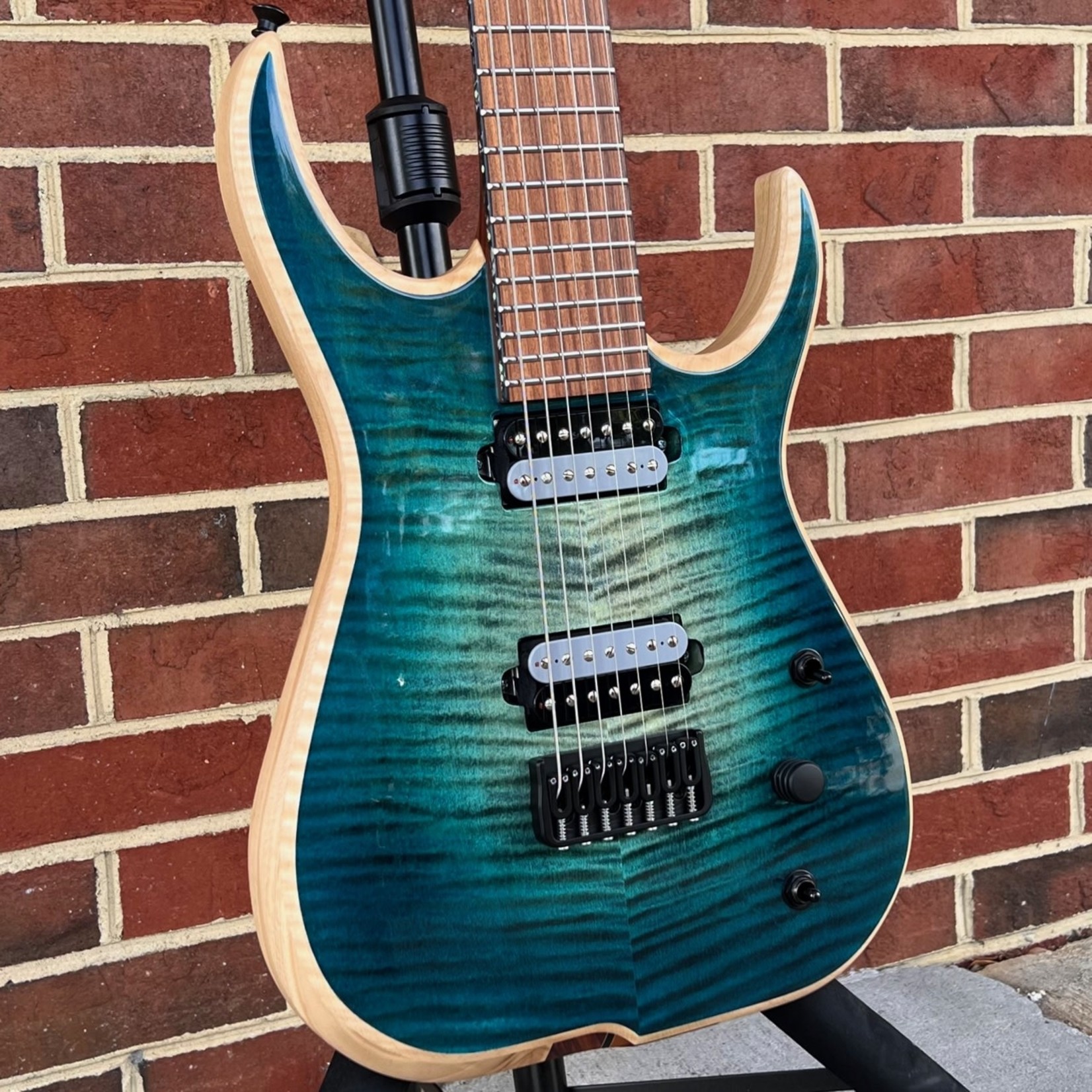 Skervesen Skervesen Raptor 7 NTB, 9pc Neck-Thru, 5A Flame Maple Top, Pau Ferro Fretboard, Swamp Ash Body, Glacier Blue Burst, Bare Knuckle Juggernaut Pickups, Hipshot Bridge & Locking Tuners, World Domination Mod