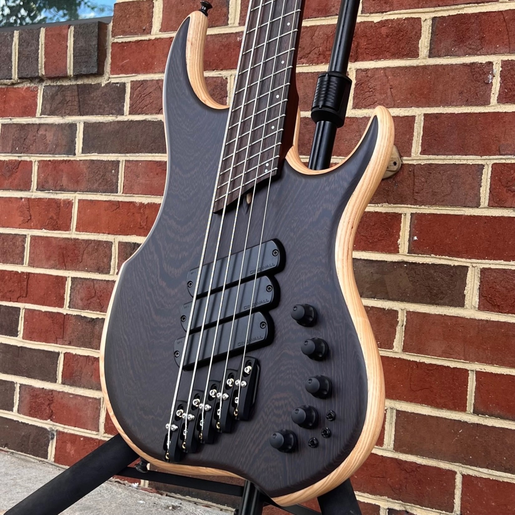 Dingwall Dingwall NAMM 2022 Ltd Ed. Cello Hip Z, 3x Pickups, Wenge X-Top, Dual Density Swamp Ash Body, Roasted Ash Neck, Wenge Fretboard, Dots w/ 12th Fret D Inlay, Matching Headstock, Glockenklang Preamp w/ Toggles, Gig Bag, SN# 6900