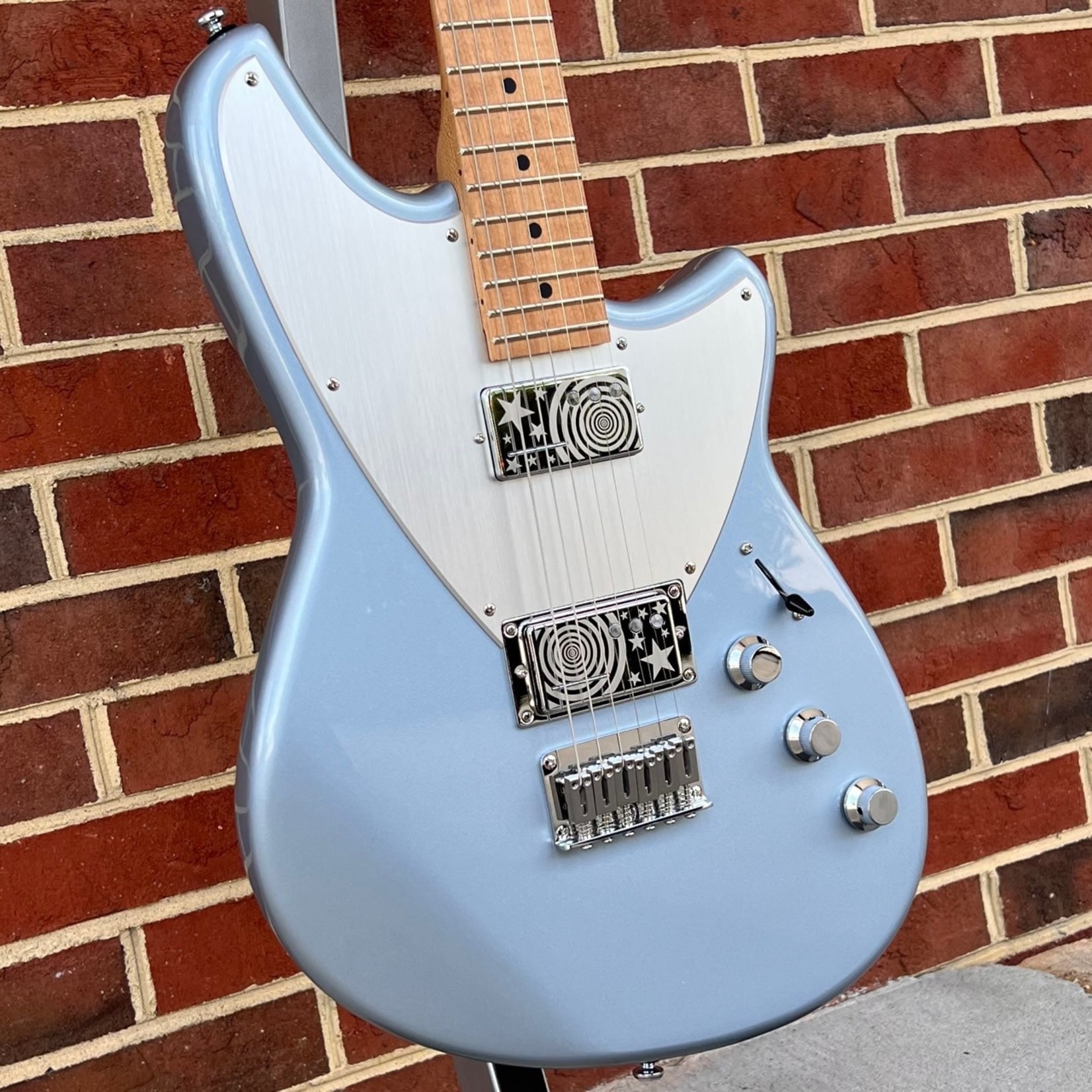 Reverend Reverend Billy Corgan Signature Z-One, Metallic Silver Freeze, Korina Body, Roasted Maple Neck & Fretboard, SN# 50084