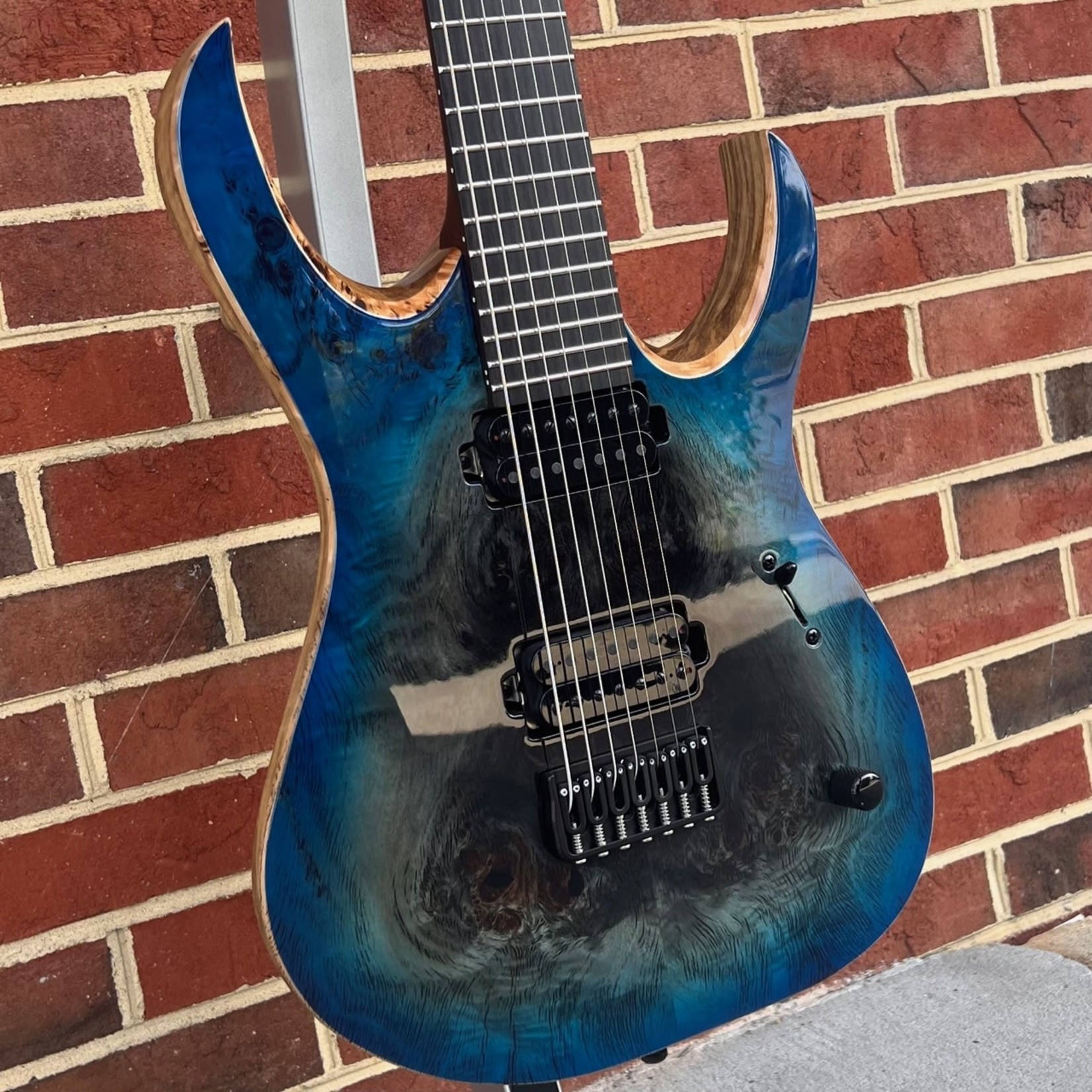 Mayones Mayones Duvell Elite 7-String, 4A Eye Poplar Top, Supernova Blue Gloss, Black Limba Body, Ebony Fretboard, Hipshot Locking Tuners and Bridge, Mayones Hybrid Case