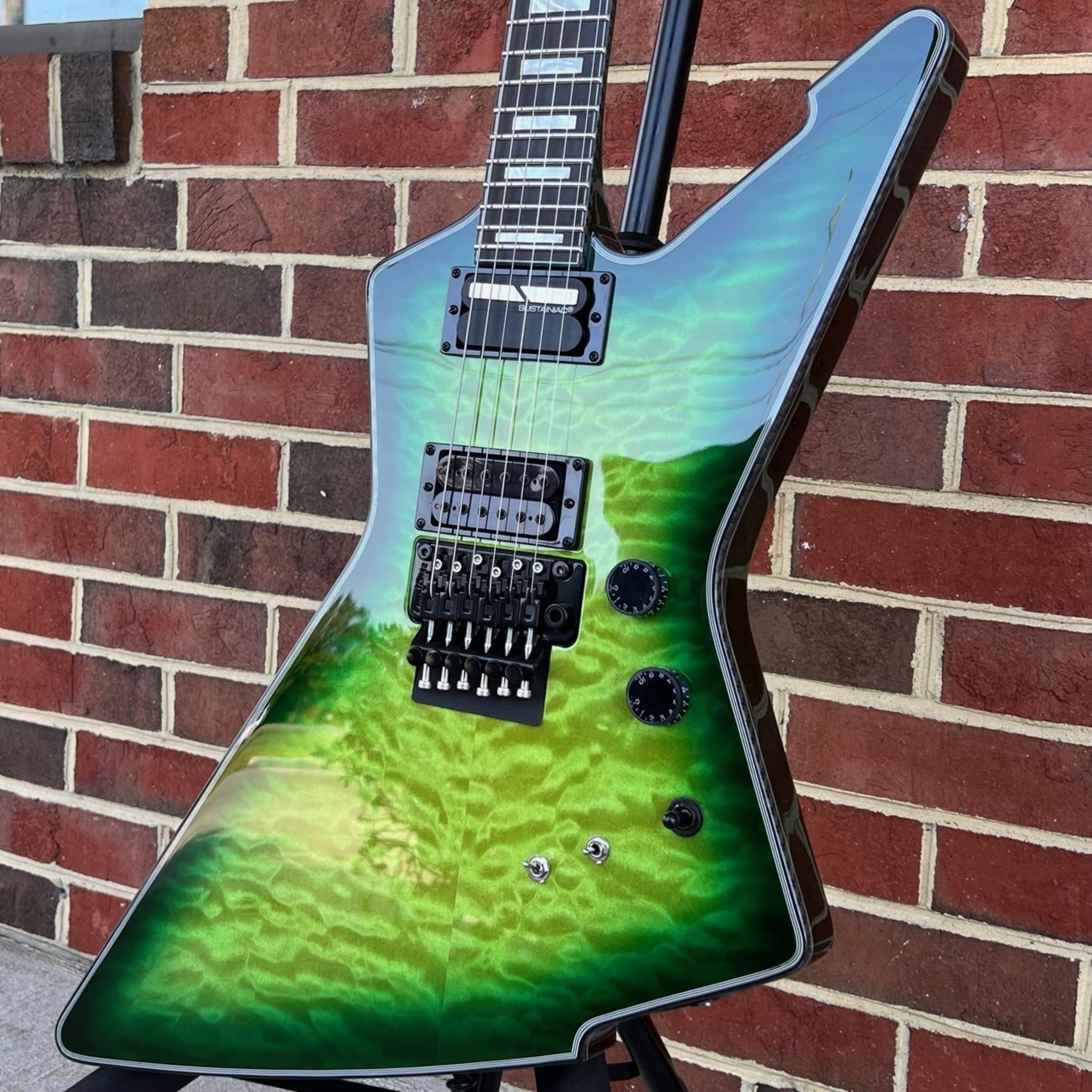 Schecter Guitar Research Schecter E-1 FR S Special Edition, Green Burst, Quilted Maple Top, Sustainiac Pickup, SN# W22042489