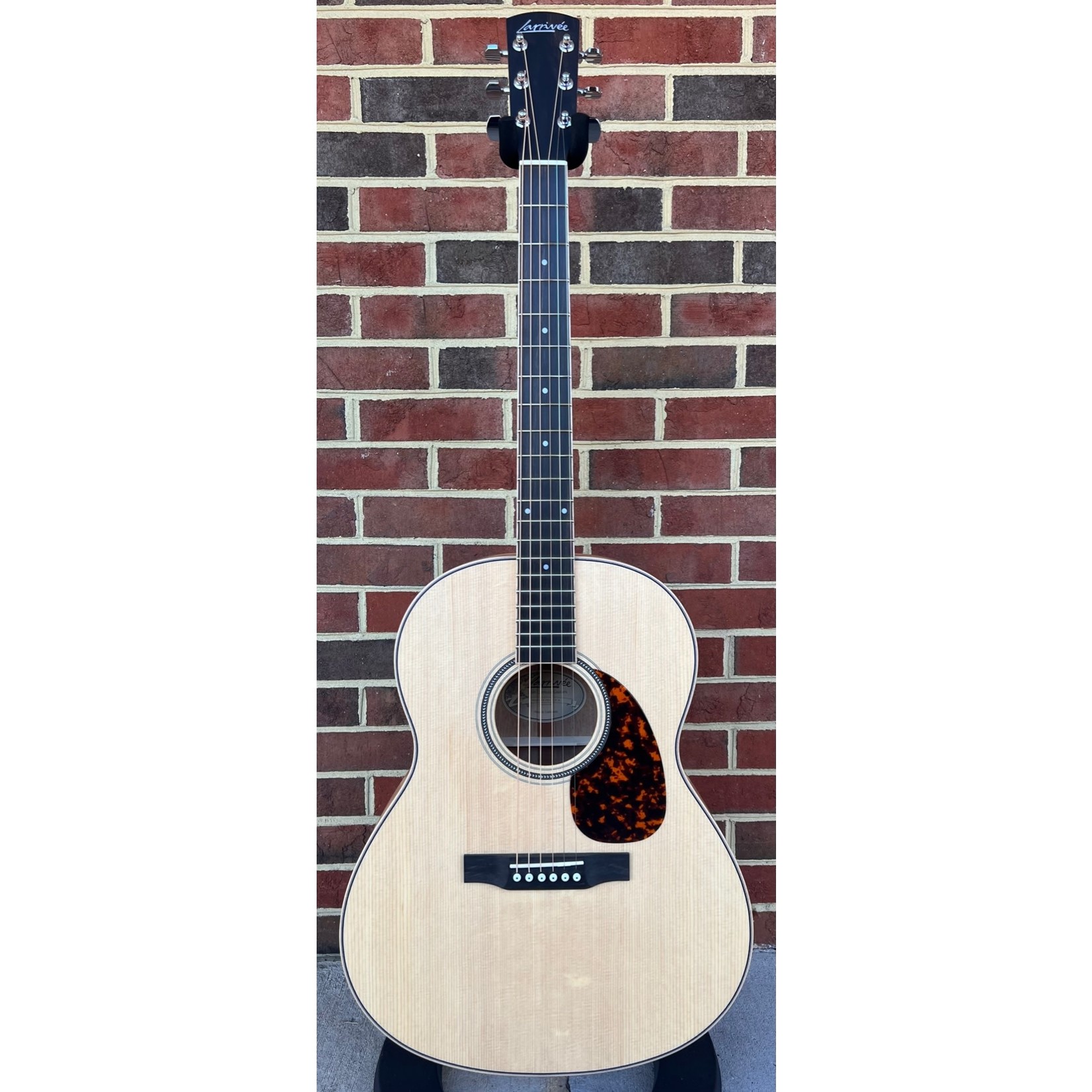 Larrivee Larrivee L-03, Sitka Spruce Top, Mahogany Back and Sides, Ebony Fretboard and Bridge, Maple Binding, Hardshell Case, SN# 138630