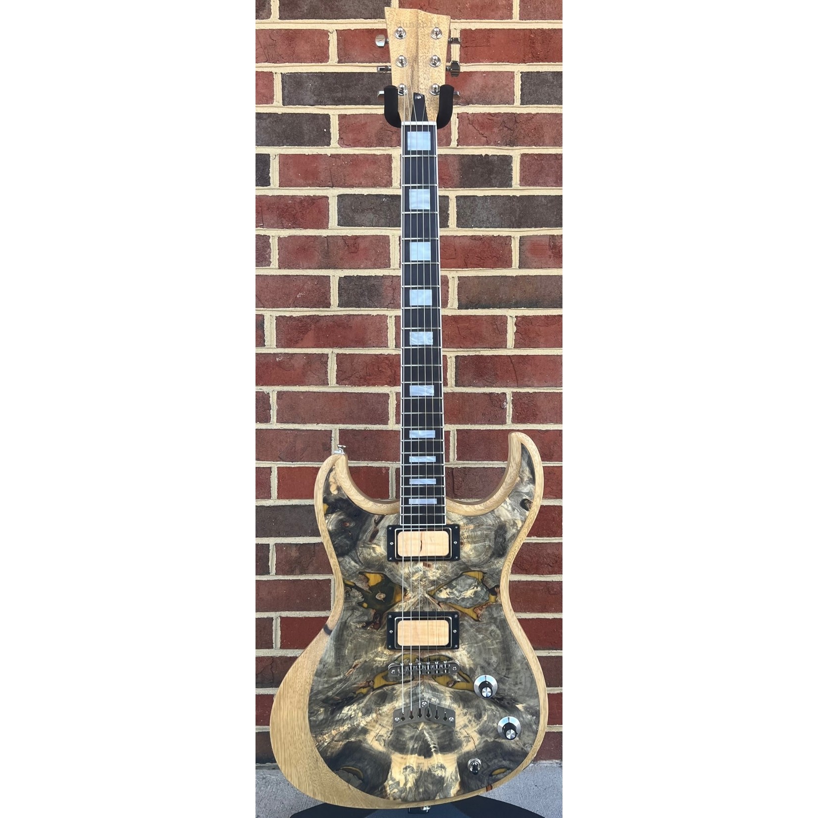 Dunable Guitars Dunable USA Custom Shop Gnarwhal, Buckeye Burl Top, Black Limba Body, Black Limba Neck, Ebony Fretboard, Block Inlays, Slugwolf Pickups, Nickel Hardware, Hardshell Case