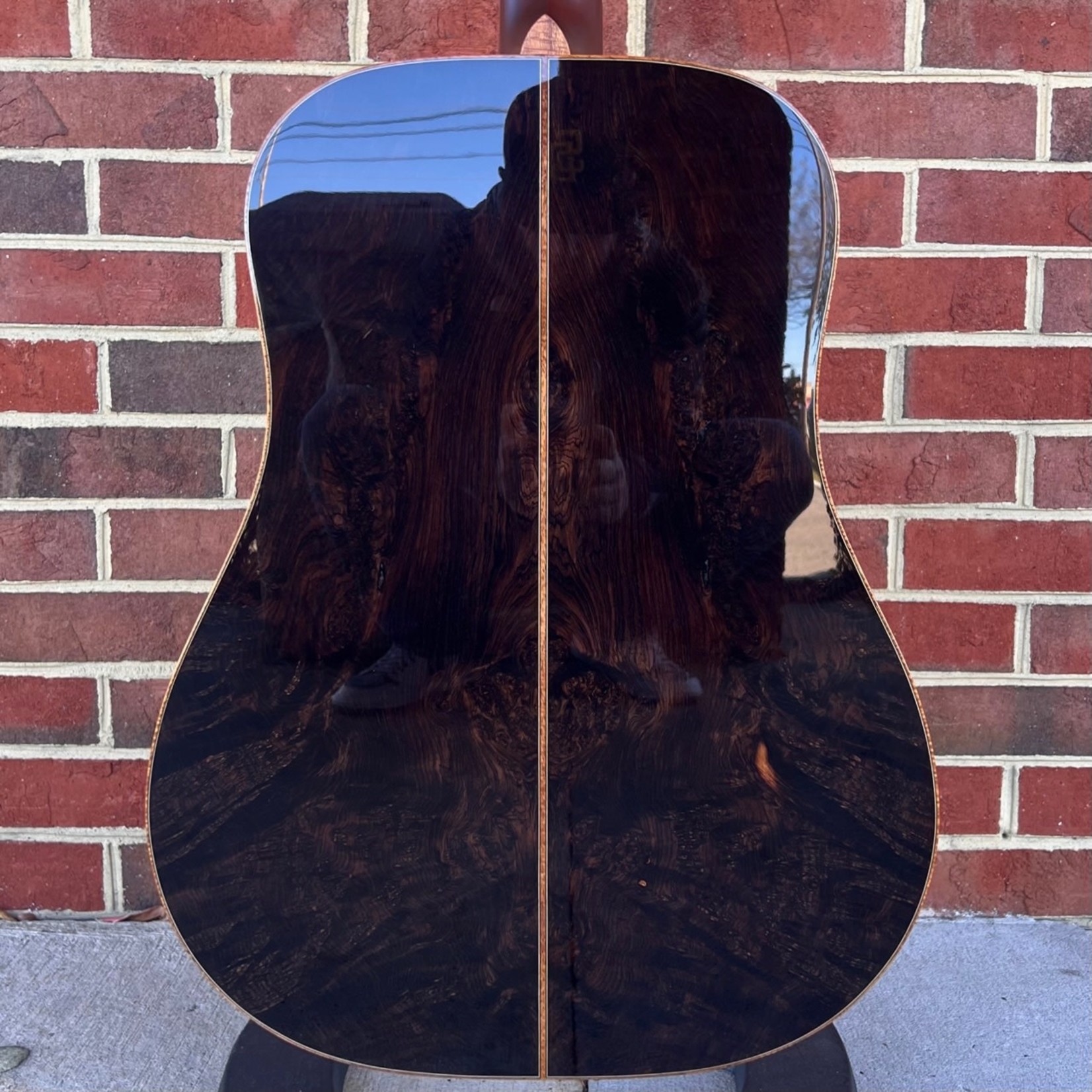 Santa Cruz Guitar Co. Santa Cruz Custom D Pre-War, Burled African Blackwood Back & Sides, Bear Claw Sitka Spruce Top, Koa Binding (body, neck, headstock), Koa Back Strip, Koa Tail Wedge, Blue Paua 42-Style Inlays, Tinted Top, Hardshell Case