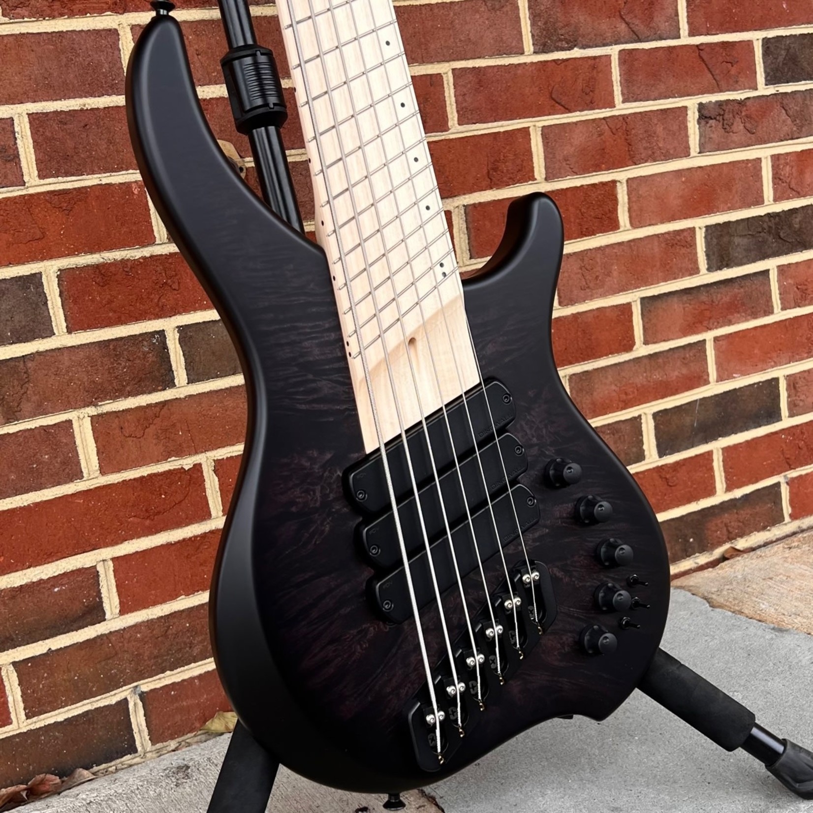 Dingwall Dingwall ABZ Custom 6-String, 3x Pickups, Burl Maple X-Top (#1637), Trans Blackburst, Maple Neck, Maple Fretboard, Dot Inlays, Darkglass Tone Capsule w/ Toggles, Dingwall Gig Bag, SN# 6548