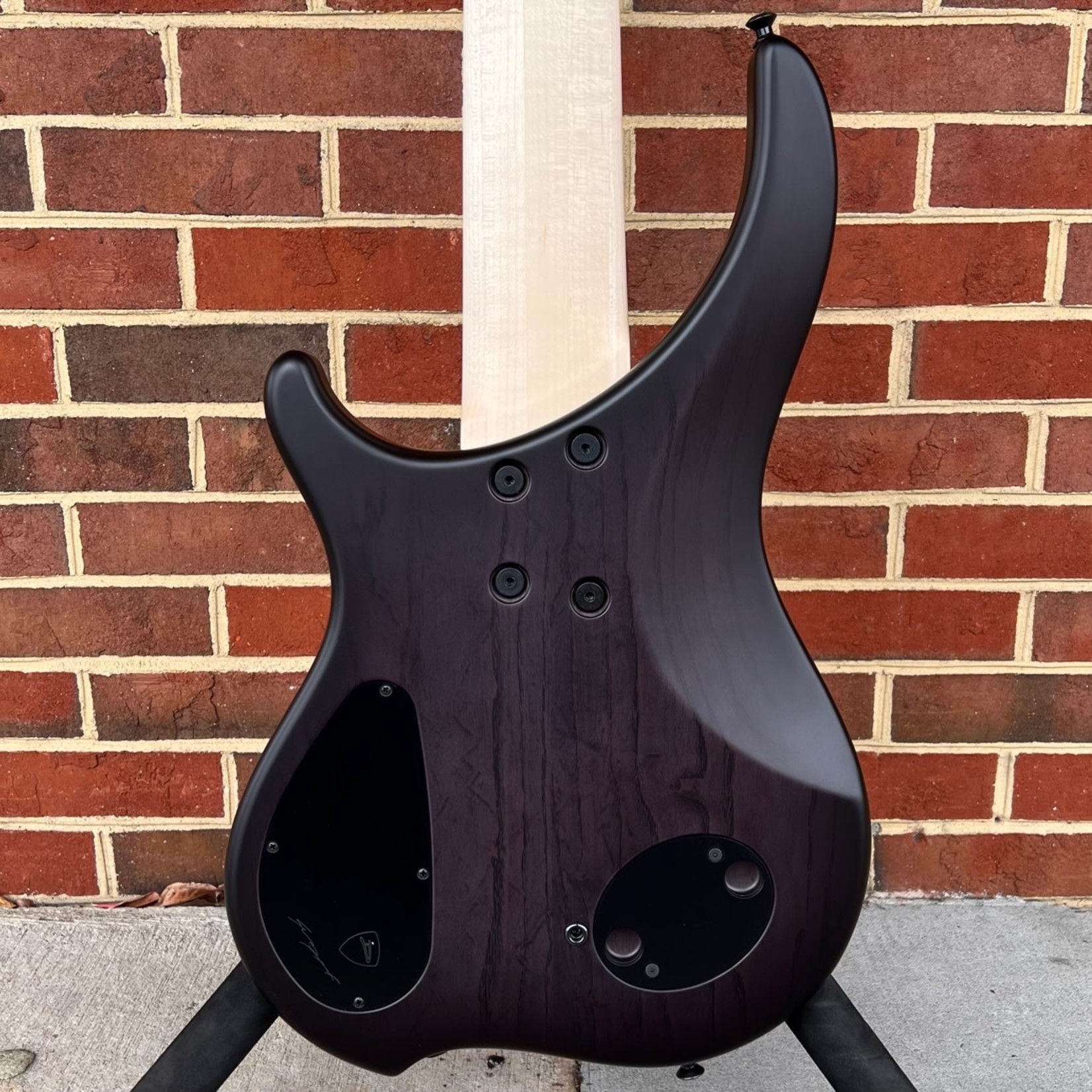 Dingwall Dingwall ABZ Custom 6-String, 3x Pickups, Burl Maple X-Top (#1637), Trans Blackburst, Maple Neck, Maple Fretboard, Dot Inlays, Darkglass Tone Capsule w/ Toggles, Dingwall Gig Bag, SN# 6548