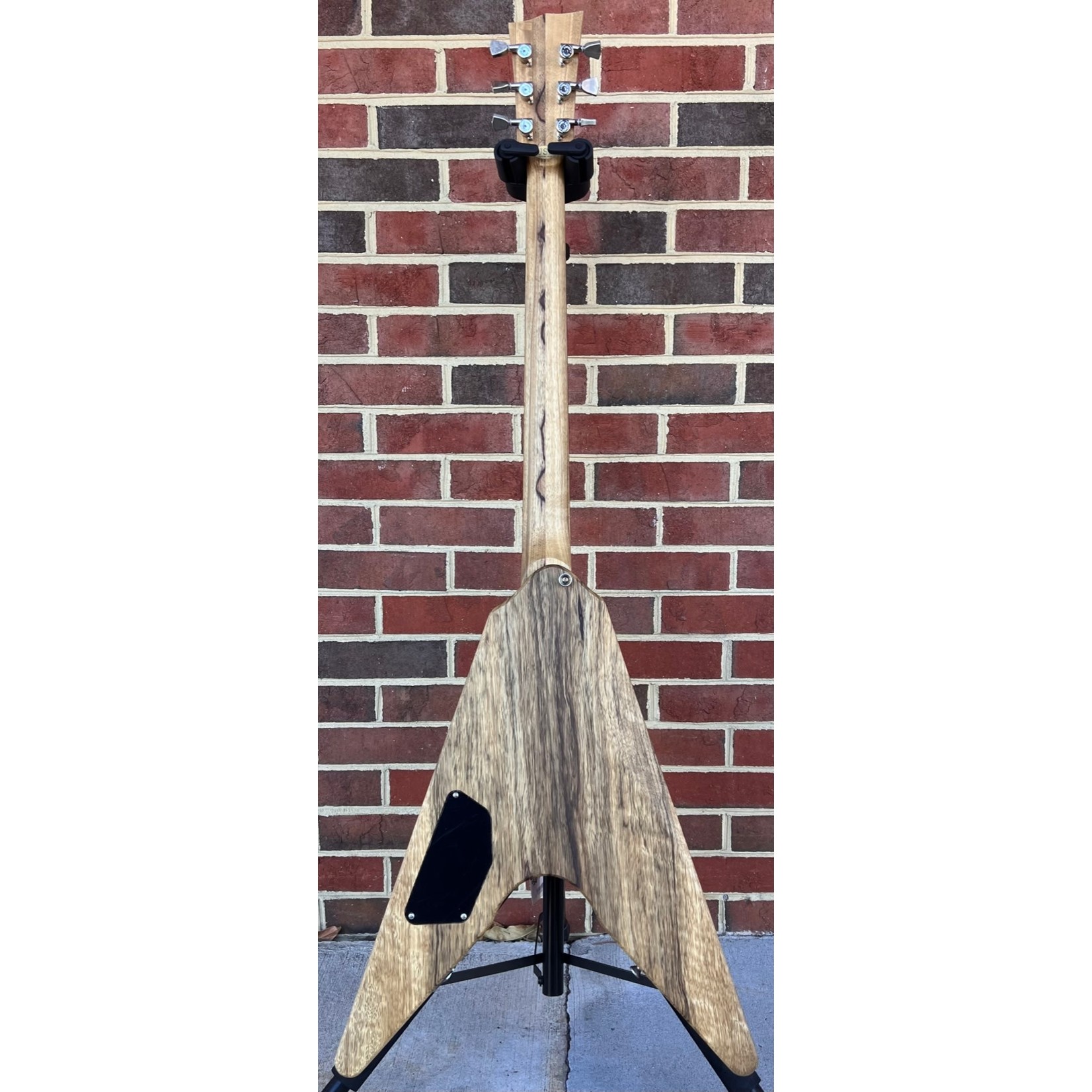 Dunable Guitars Dunable USA Custom Shop Asteroid, Buckeye Burl Top, Black Limba Body, Black Limba Neck, Pale Moon Ebony Fretboard, Block Inlays, Baphomet Pickups, Hipshot Locking Tuners, SKB SC-58 Case