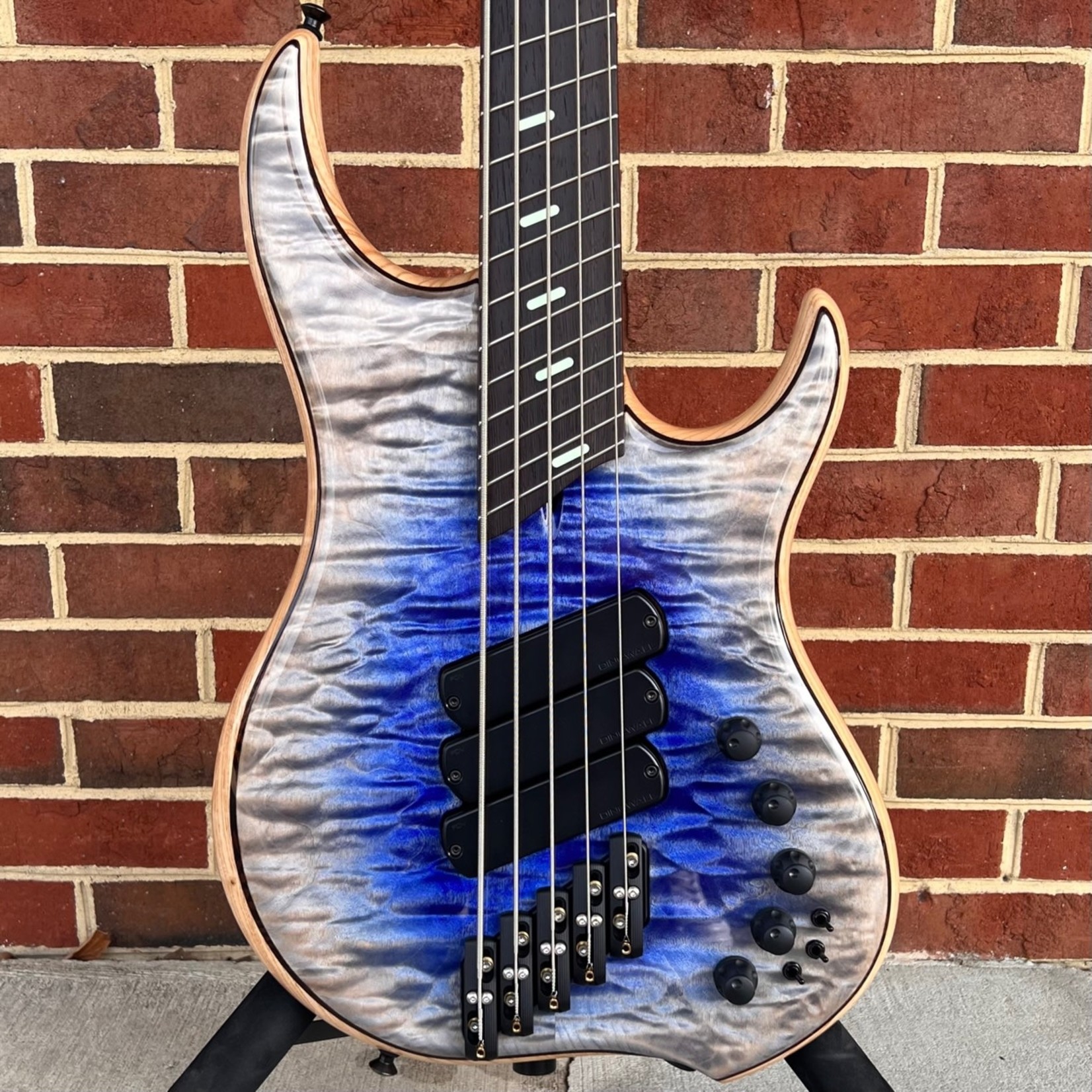 Dingwall Dingwall Z3 Custom 5-String, Blue to Ashes Reverseburst/Natural Back, Quilted Maple X-Top, Wenge Contrast Layer, Dual Density Swamp Ash Body, Wenge Neck & Fretboard, Speedo Bar Inlays - Luminlay, Glockenklang Preamp w/ Toggles, Dingwall Gig Bag