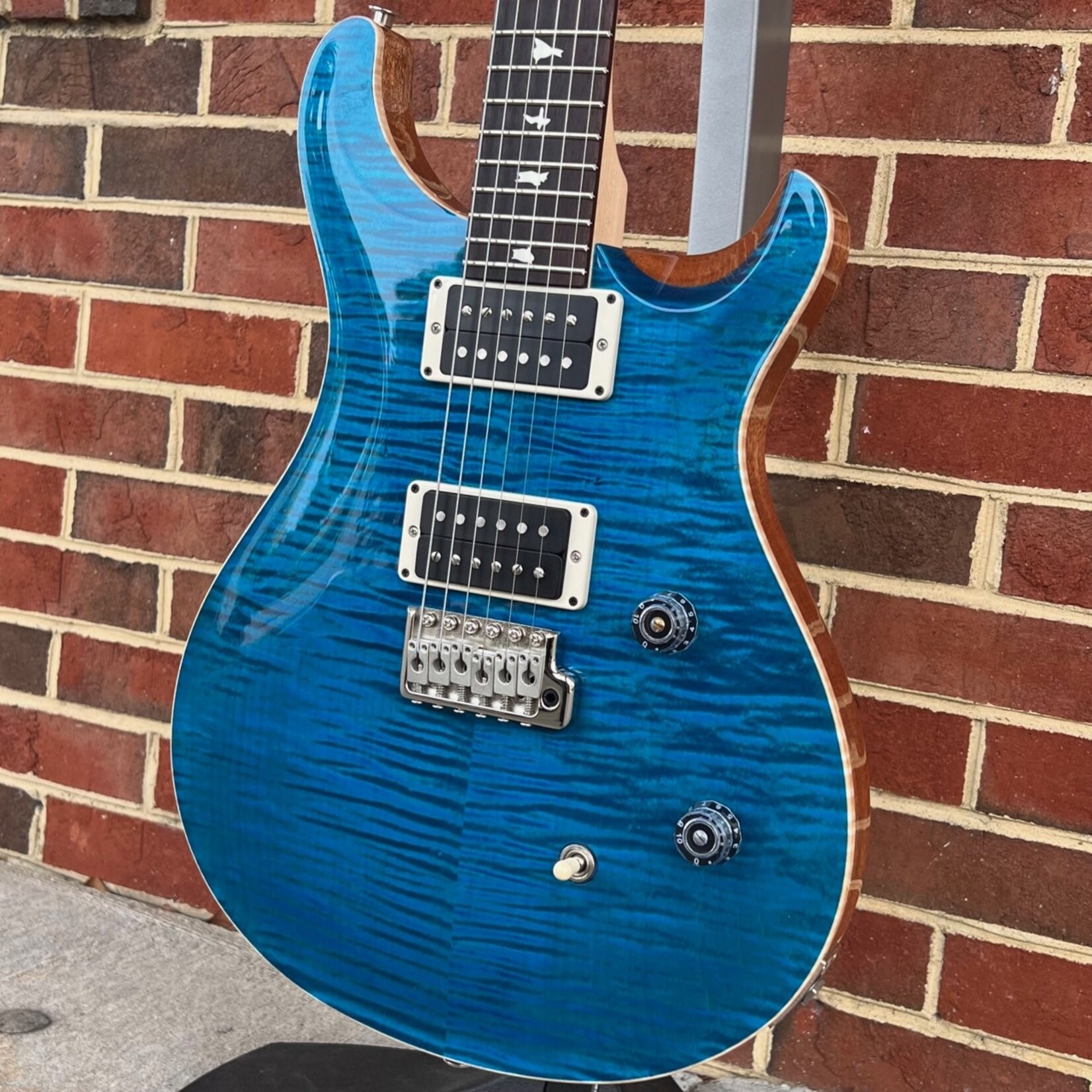 Paul Reed Smith Paul Reed Smith CE24, Blue Matteo, Gig Bag