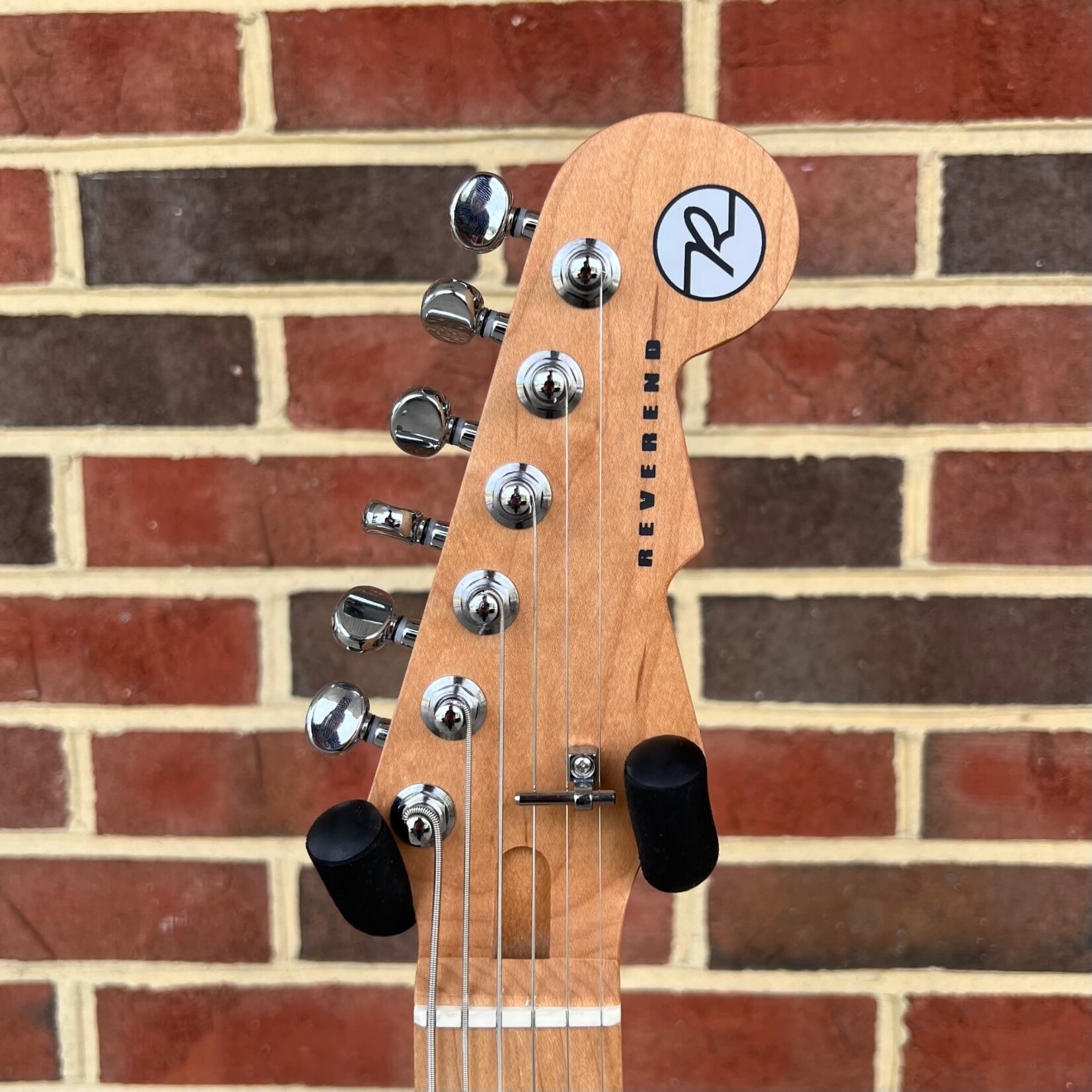 Reverend Reverend Descent W, Baritone, Oceanside Green, Korina Body, Roasted Maple Neck and Fretboard, Wilkinson Tremolo, Locking Tuners