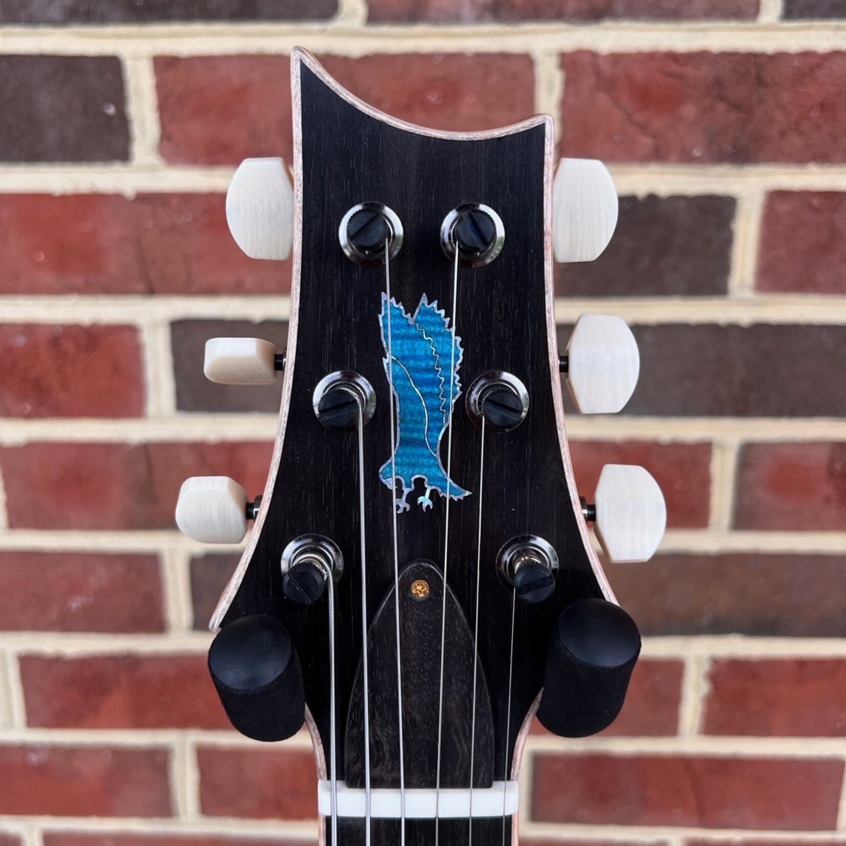 Paul Reed Smith Paul Reed Smith Private Stock McCarty 594 Singlecut, Sub Zero Glow Smokeburst, Quilted Maple Top, Figured Mahogany Body, Figured Mahogany Neck, Ebony Fretboard, Stained Curly Maple Bird Inlays with Sparkle Mother of Pearl Outlines, Smoked Black Hardware