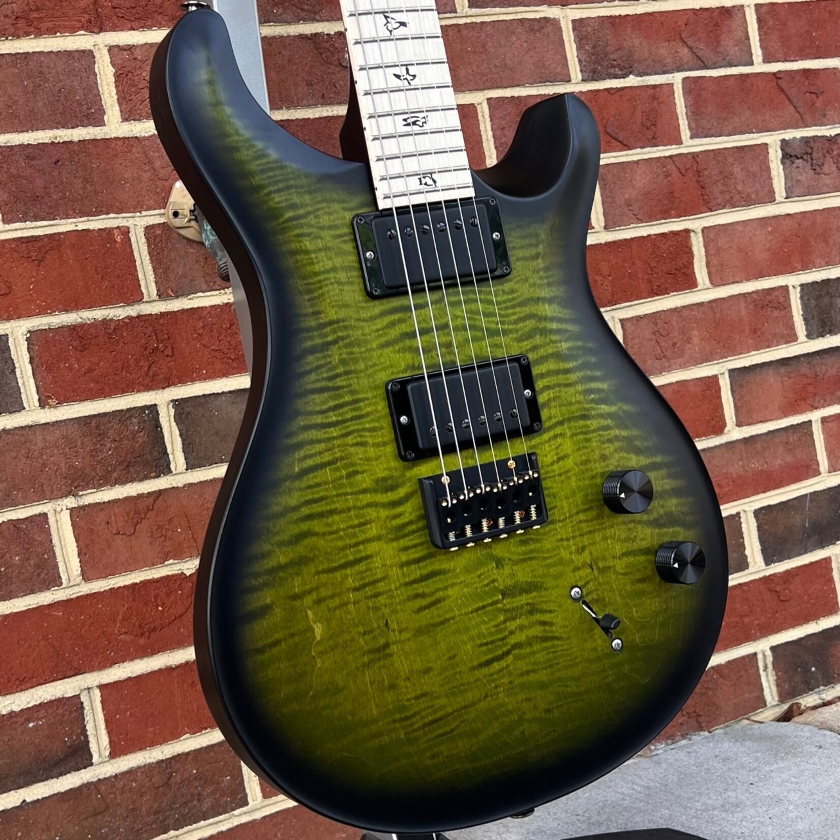 Paul Reed Smith Paul Reed Smith DW CE 24 Hardtail Limited Edition, Dustie Waring Signature Model, Jade Smokeburst, Mojotone Tomahawk Gen 2 Pickups, Gig Bag, SN# 0365566