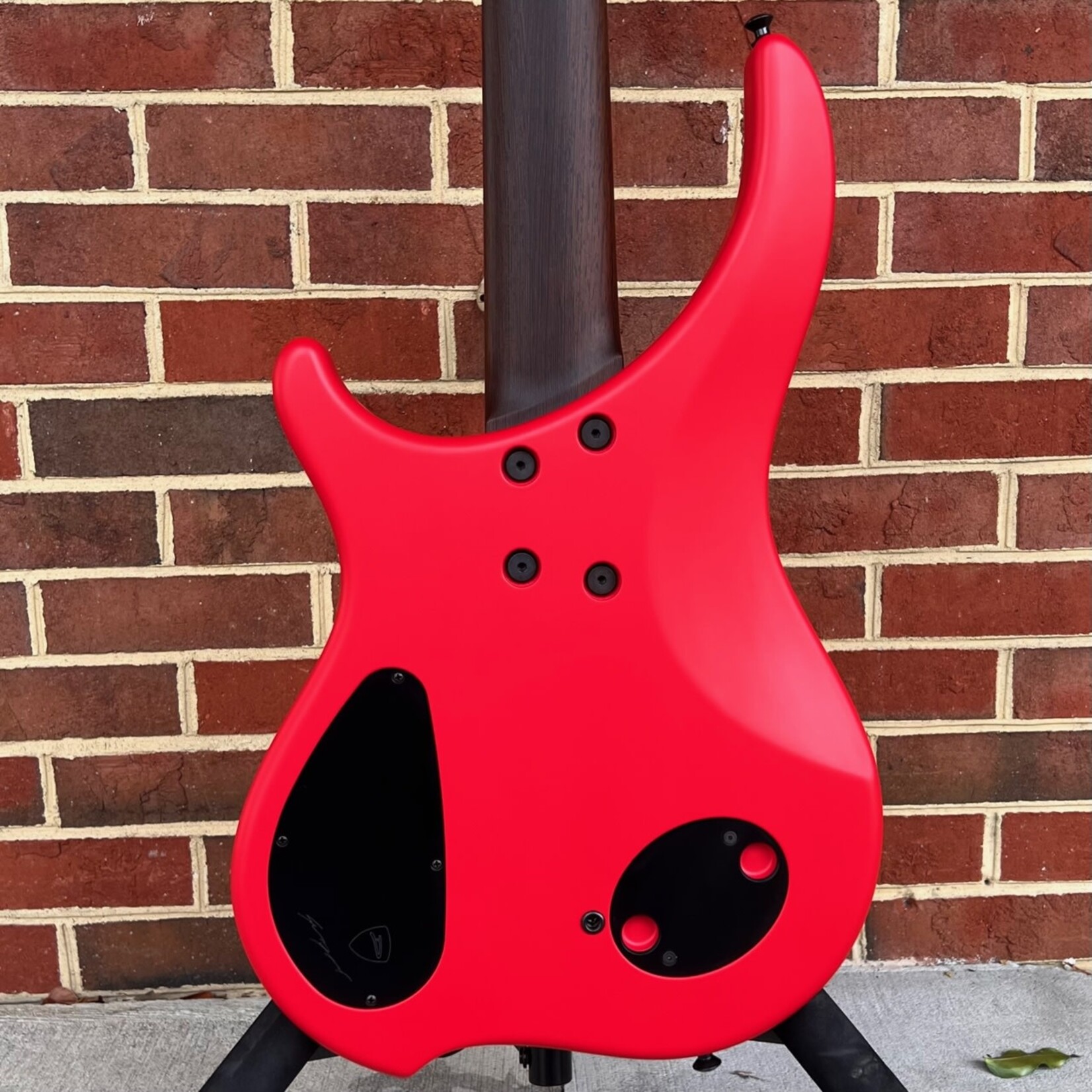 Dingwall Dingwall ABZ Custom 5-String, 3x P-Tone Pickups, Ferrari Red Matte, Swamp Ash Body, Wenge Neck & Fretboard, Ghost Speedo Bar Inlays, Glockenklang Preamp w/ Toggles, Dingwall Gig Bag