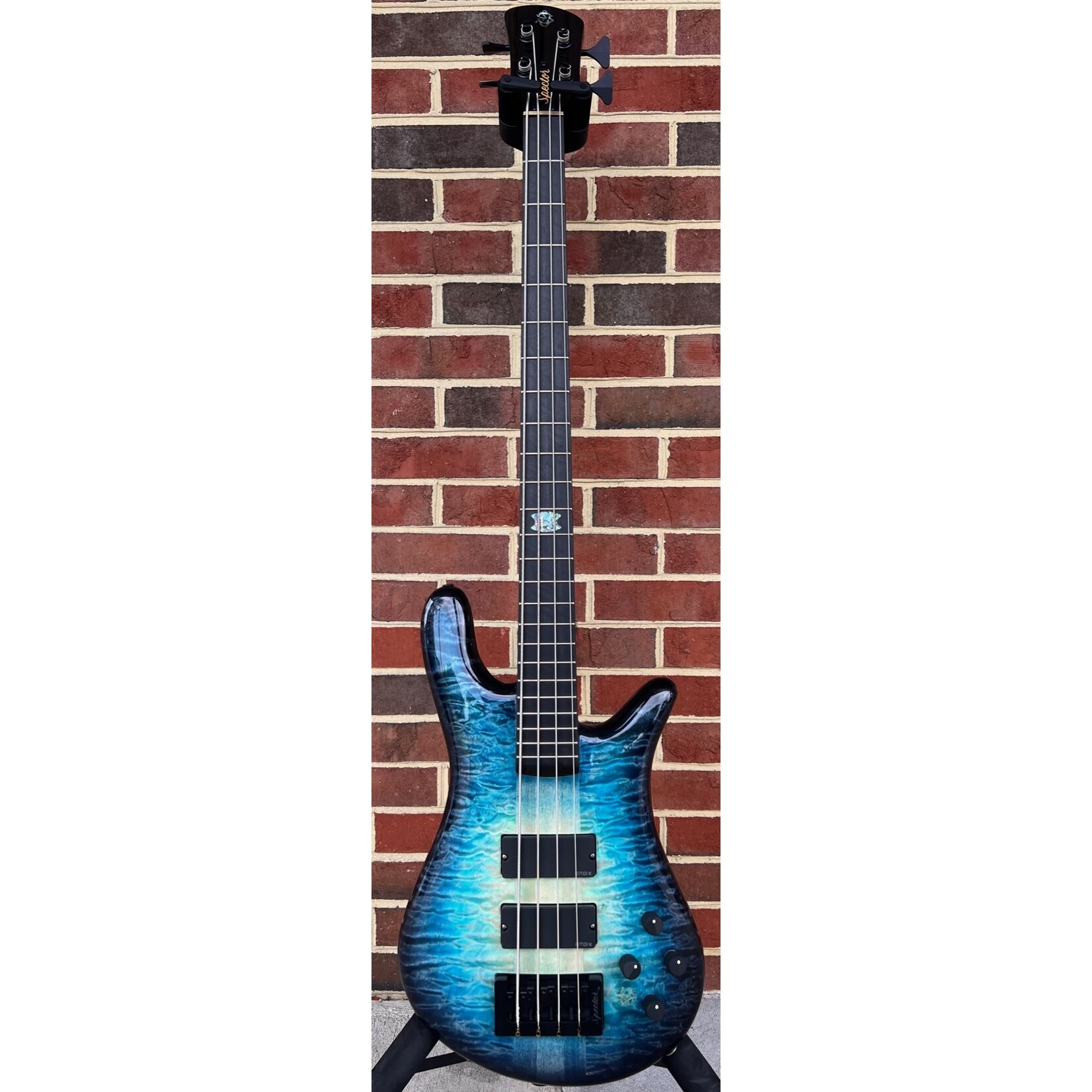 Spector Spector USA NS-2, The Music Loft 30th Anniversary, Glacier Burst, Solid Quilted Maple Wings, 3pc Maple Neck, Ebony Fretboard, Abalone Crown 12th Fret Inlay, Ebony Headstock, EMG 35DCX Pickups, Spector HAZ 9v Preamp, TSA Case