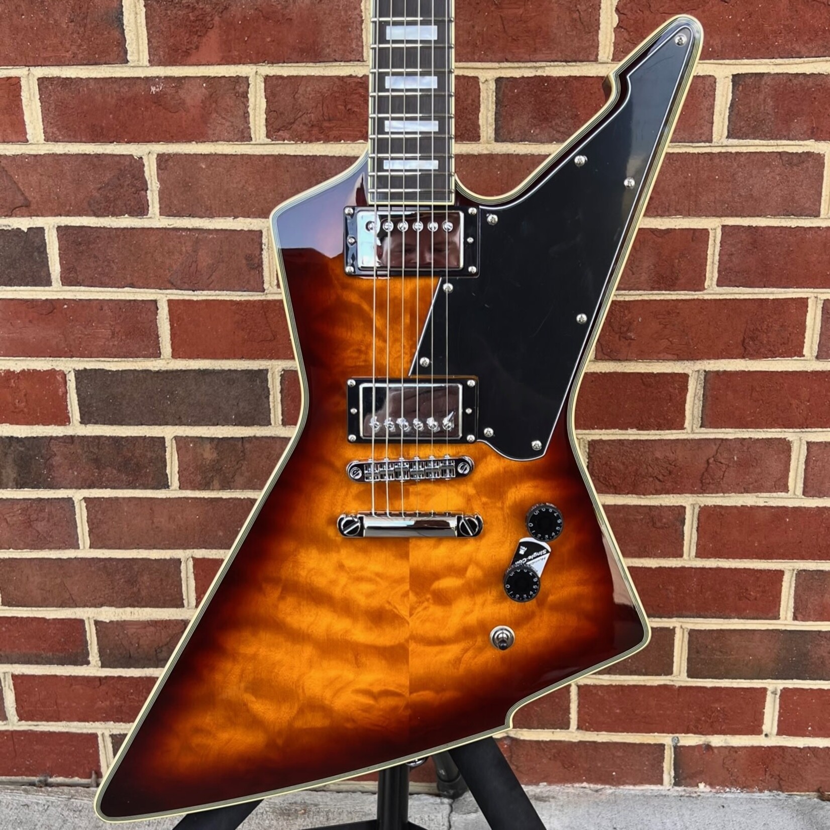 Schecter Guitar Research Schecter E-1 Custom, Vintage Sunburst, Quilted Maple Top, Ebony Fretboard, Locking Tuners, Schecter USA Sunset Strip/Pasadena Pickups, SN# W23051947