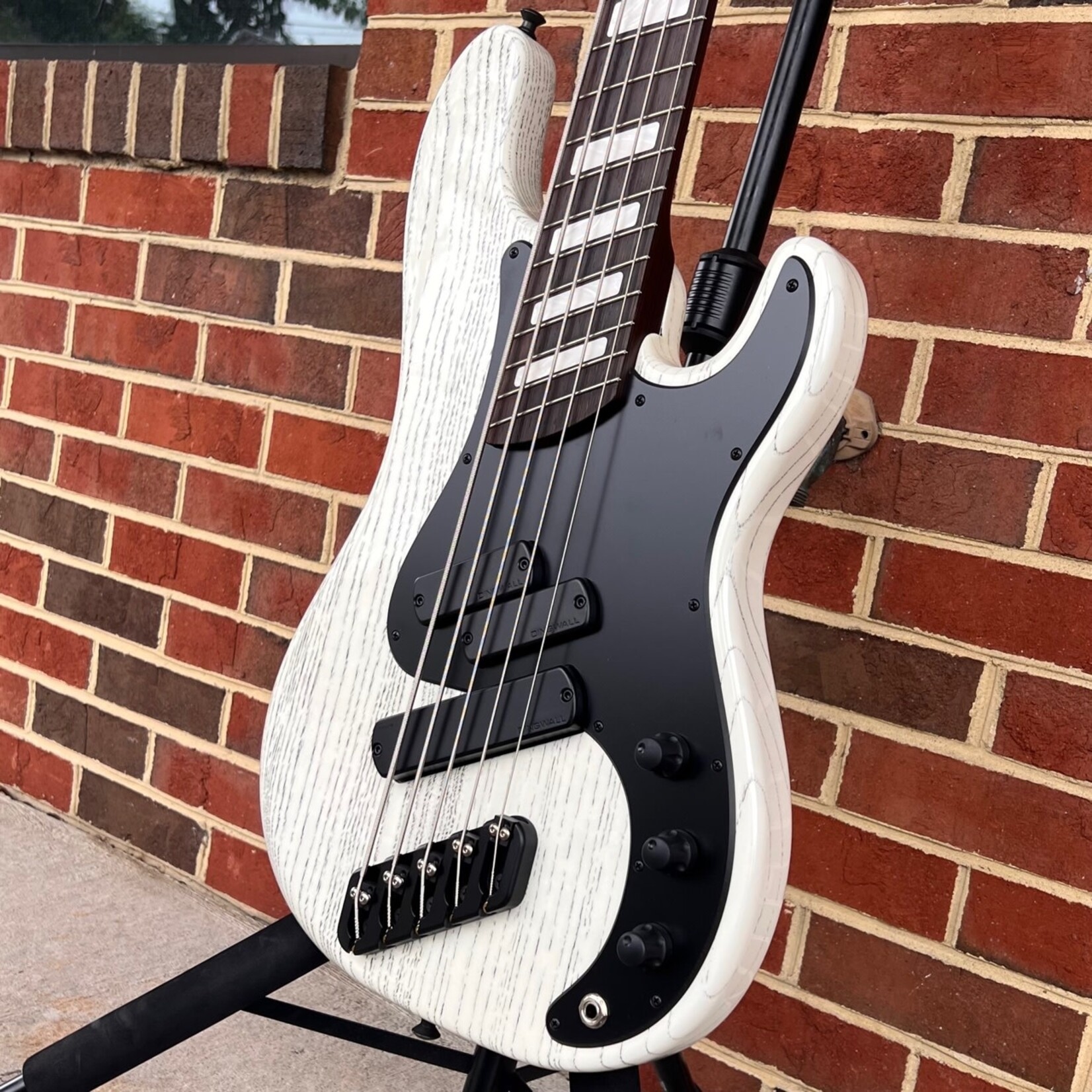 Dingwall Dingwall Super PJ Custom 5-String, White Ceruse, Swamp Ash Body, Roasted Ash Neck, Wenge Fretboard, Block Inlays, Blue Luminlay Side Dots, Dingwall Deluxe Gig Bag