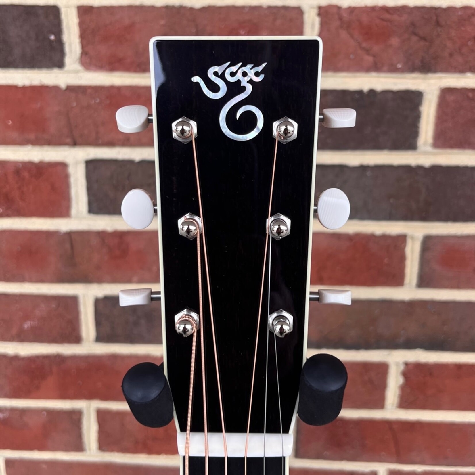 Santa Cruz Guitar Co. Santa Cruz Custom D/PW, Adirondack Spruce Top - Vintage Tinted, Indian Rosewood Back & Sides, Ivoroid Binding, 45 Style Inlay, Hardshell Case