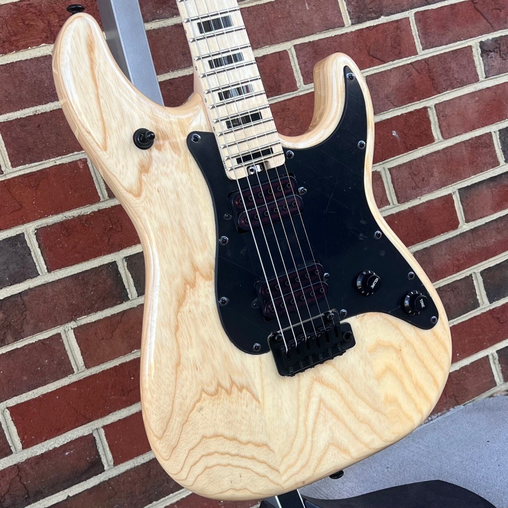 Schecter Guitar Research Schecter Justin Beck Ani, Gloss Natural, Swamp Ash Body, Maple Neck & Fretboard, Block Inlays, D'Addario Auto-Trim Locking Tuners, SN# IW23020384