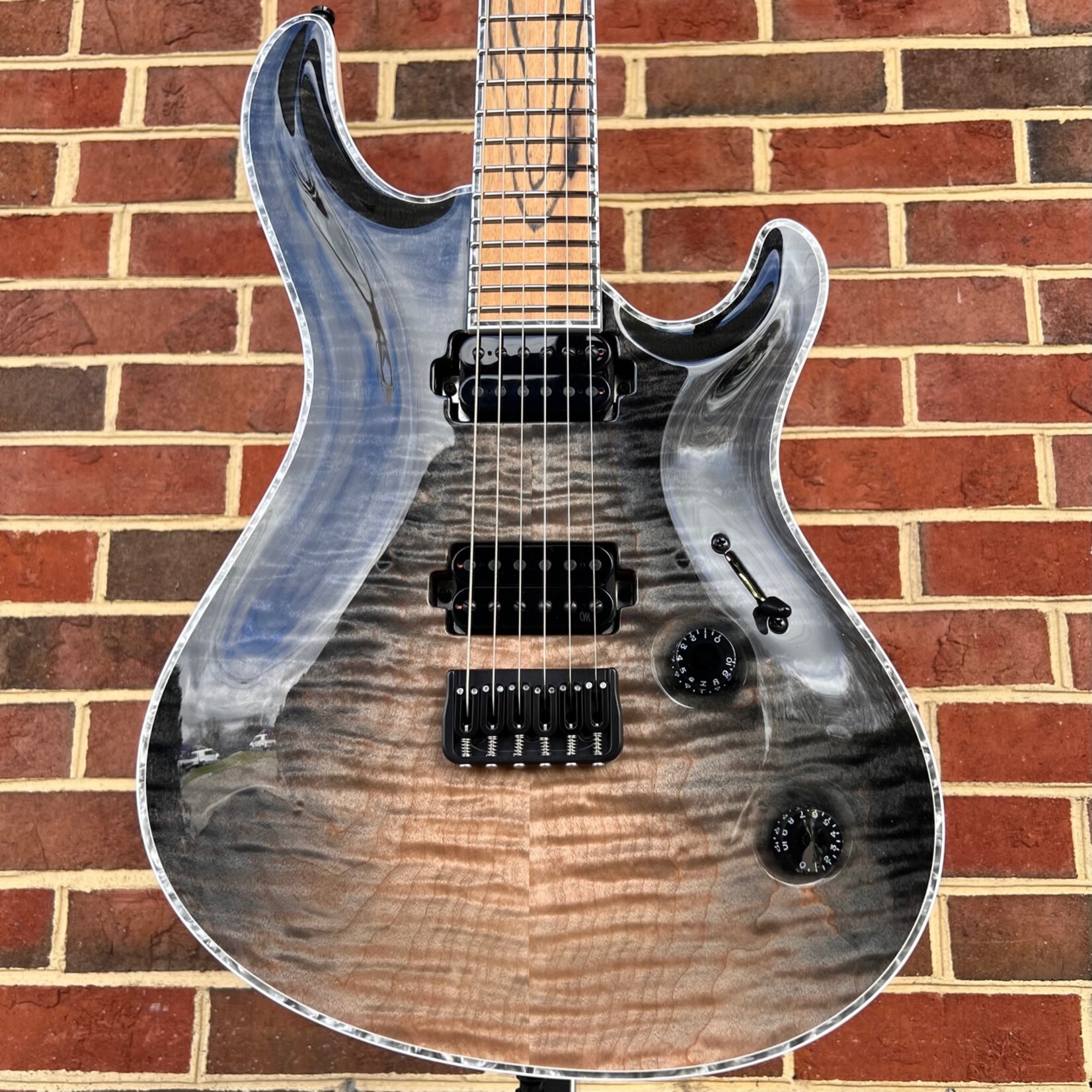 Mayones Mayones Regius Core 6, Custom Color, 4A Quilted Maple Top, Swamp Ash Body, 4A Pale Moon Ebony Fretboard, Exotic I 11ply Neck - Wenge/Mahogany/Purpleheart/Maple, White Binding, Gloss Top/Matte Back, TKO Pickups, Hipshot Bridge & Tuners, Hardshell Case