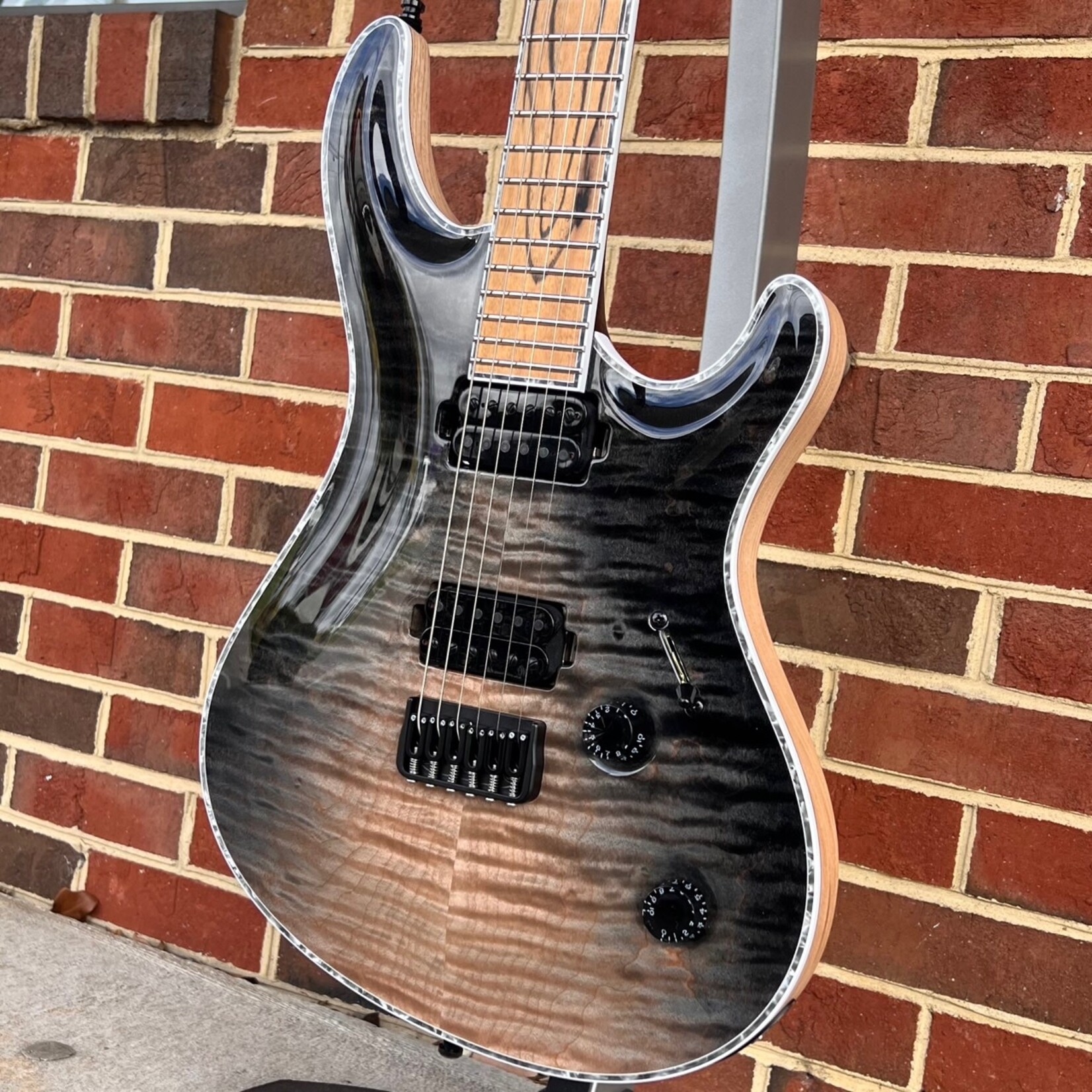 Mayones Mayones Regius Core 6, Custom Color, 4A Quilted Maple Top, Swamp Ash Body, 4A Pale Moon Ebony Fretboard, Exotic I 11ply Neck - Wenge/Mahogany/Purpleheart/Maple, White Binding, Gloss Top/Matte Back, TKO Pickups, Hipshot Bridge & Tuners, Hardshell Case
