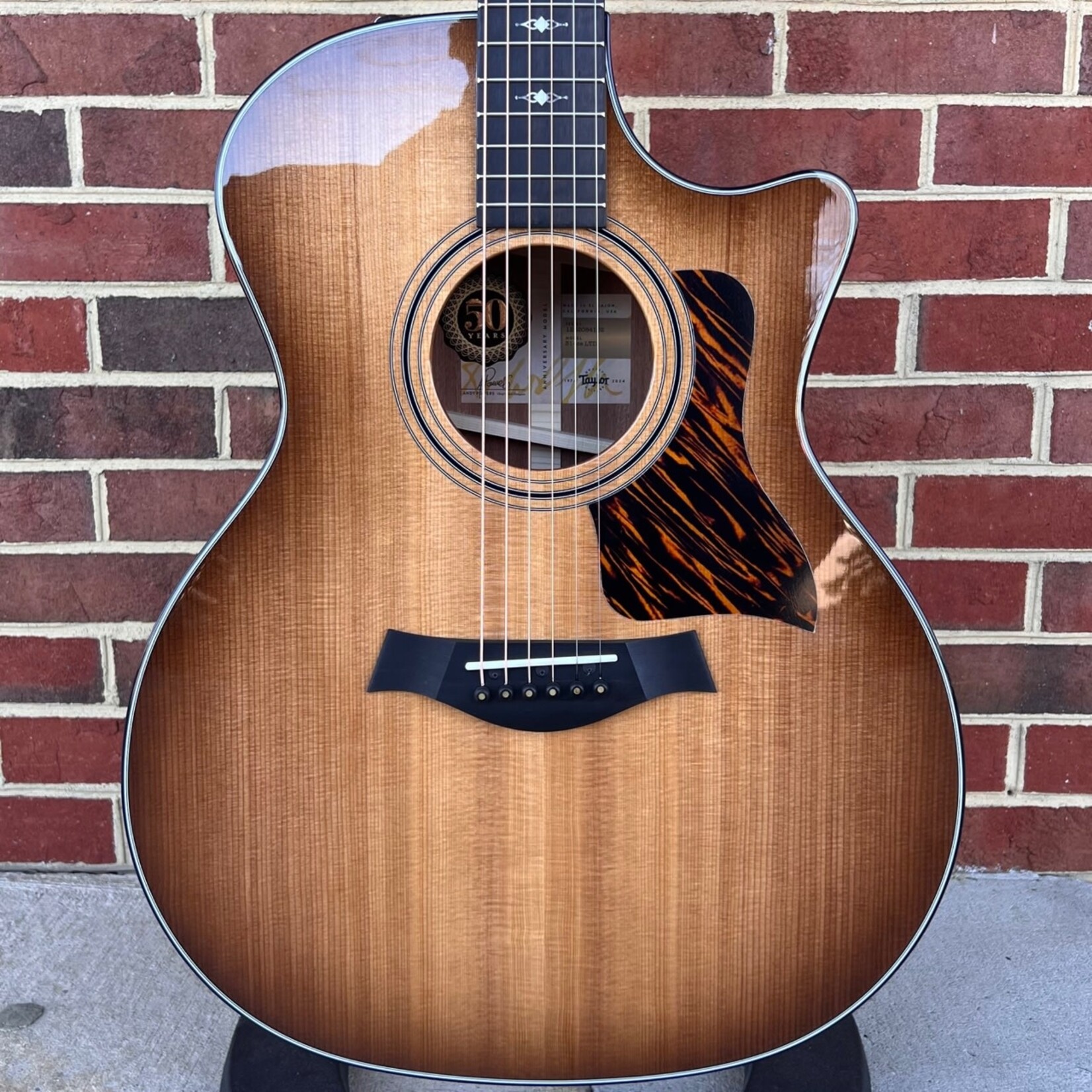 Taylor Taylor 50th Anniversary 314ce LTD, Shaded Edge Burst, Solid  Torrefied Sitka Spruce Top, Sapele Back & Sides, ES2 Electronics, Hardshell  Case