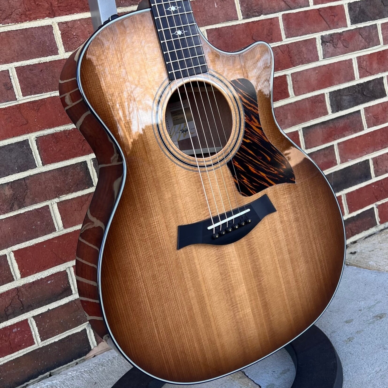 Taylor Taylor 50th Anniversary 314ce LTD, Shaded Edge Burst, Solid Torrefied Sitka Spruce Top, Sapele Back & Sides, ES2 Electronics, Hardshell Case
