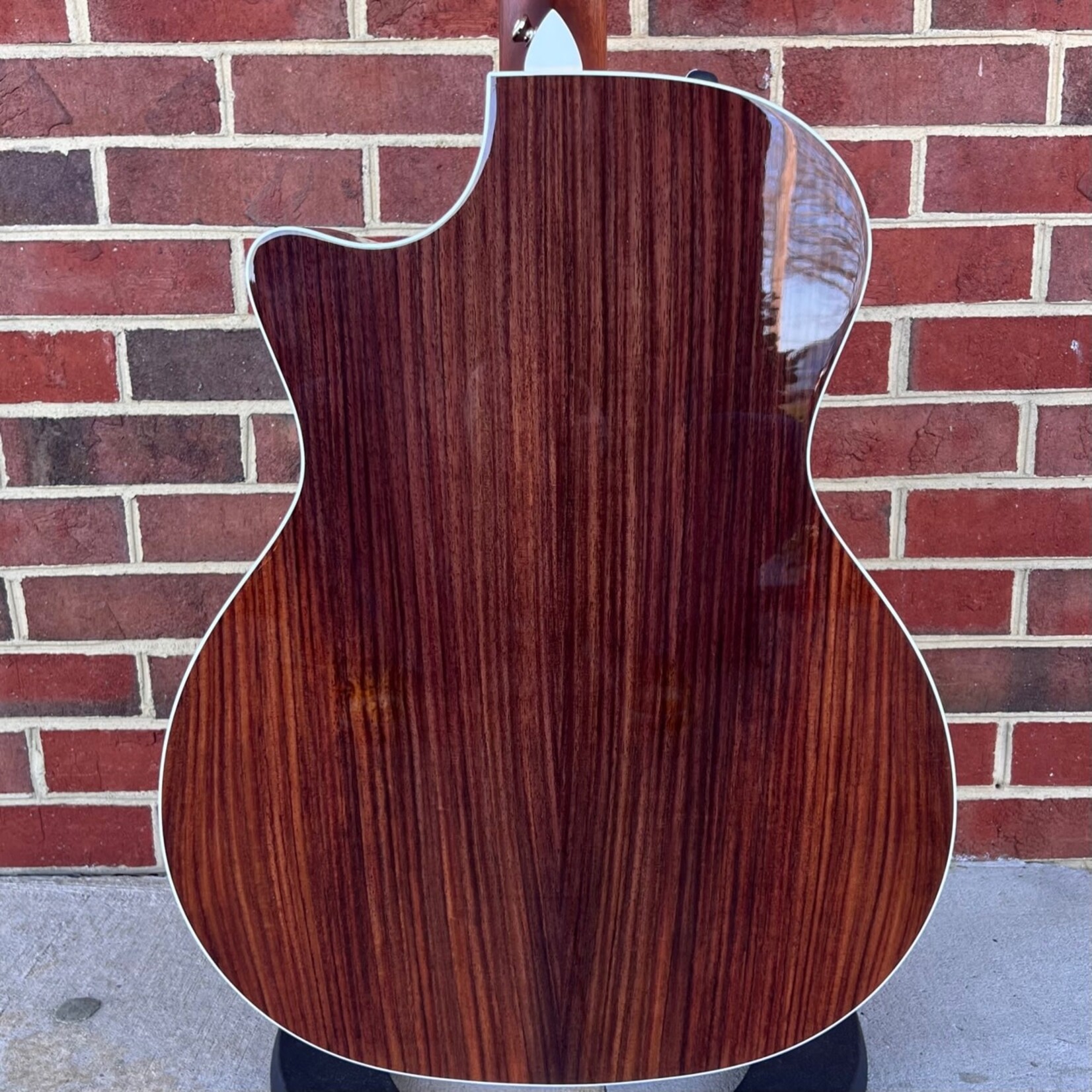 Taylor Taylor 414ce-R, Tobacco Sunburst, Sitka Spruce Top, Rosewood Back and Sides, ES2 Electronics, Hardshell Case