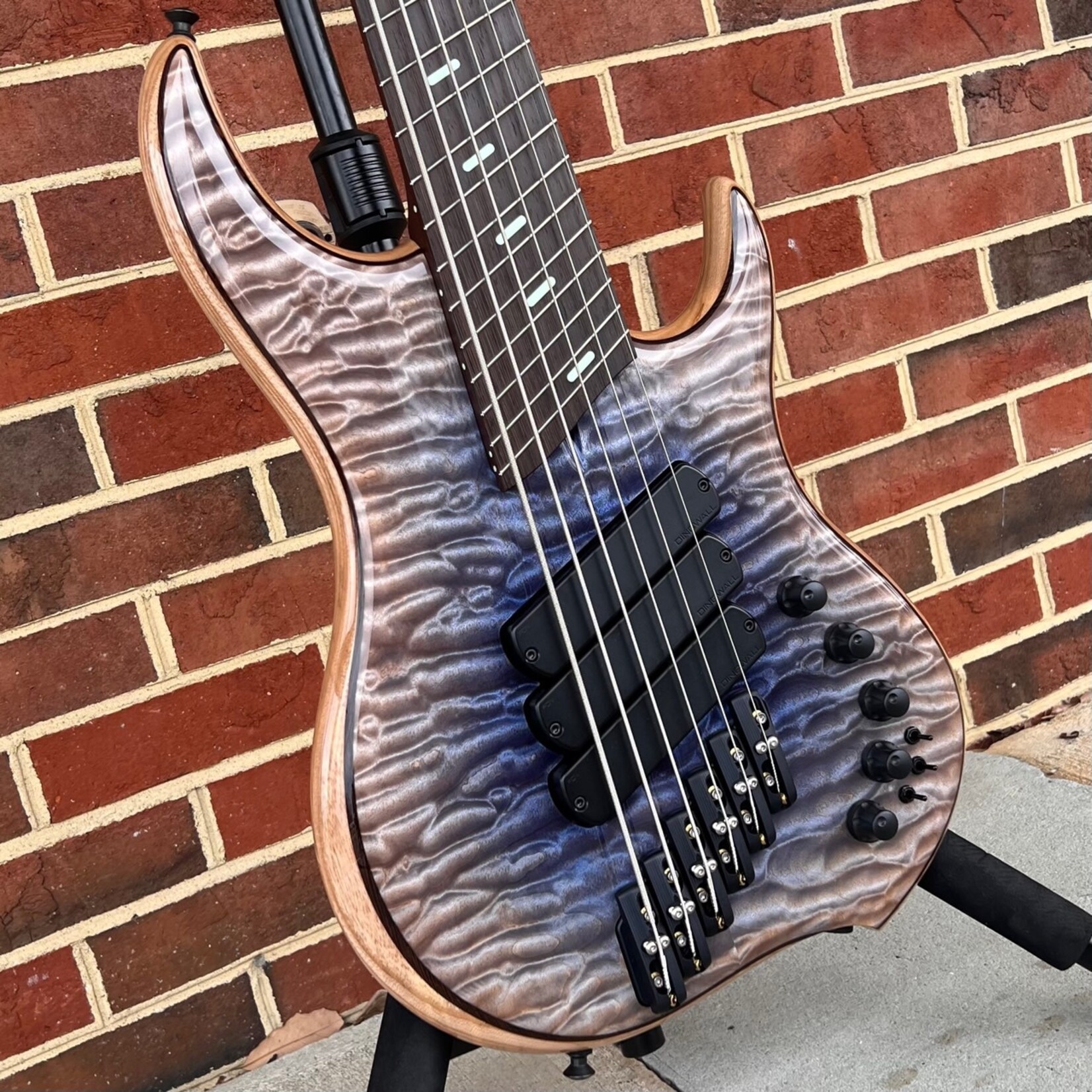 Dingwall Dingwall Z3 Custom 6-String, Blue to Ashes Reverse Burst, Quilted Maple Top, Wenge Contrast Layer, Dual Density Swamp Ash Body, Roasted Ash Neck, Wenge Fretboard, Luminlay Speedo Bars, Glockenklang Preamp w/ Toggles, Dingwall Deluxe Gig Bag, SN# 6712