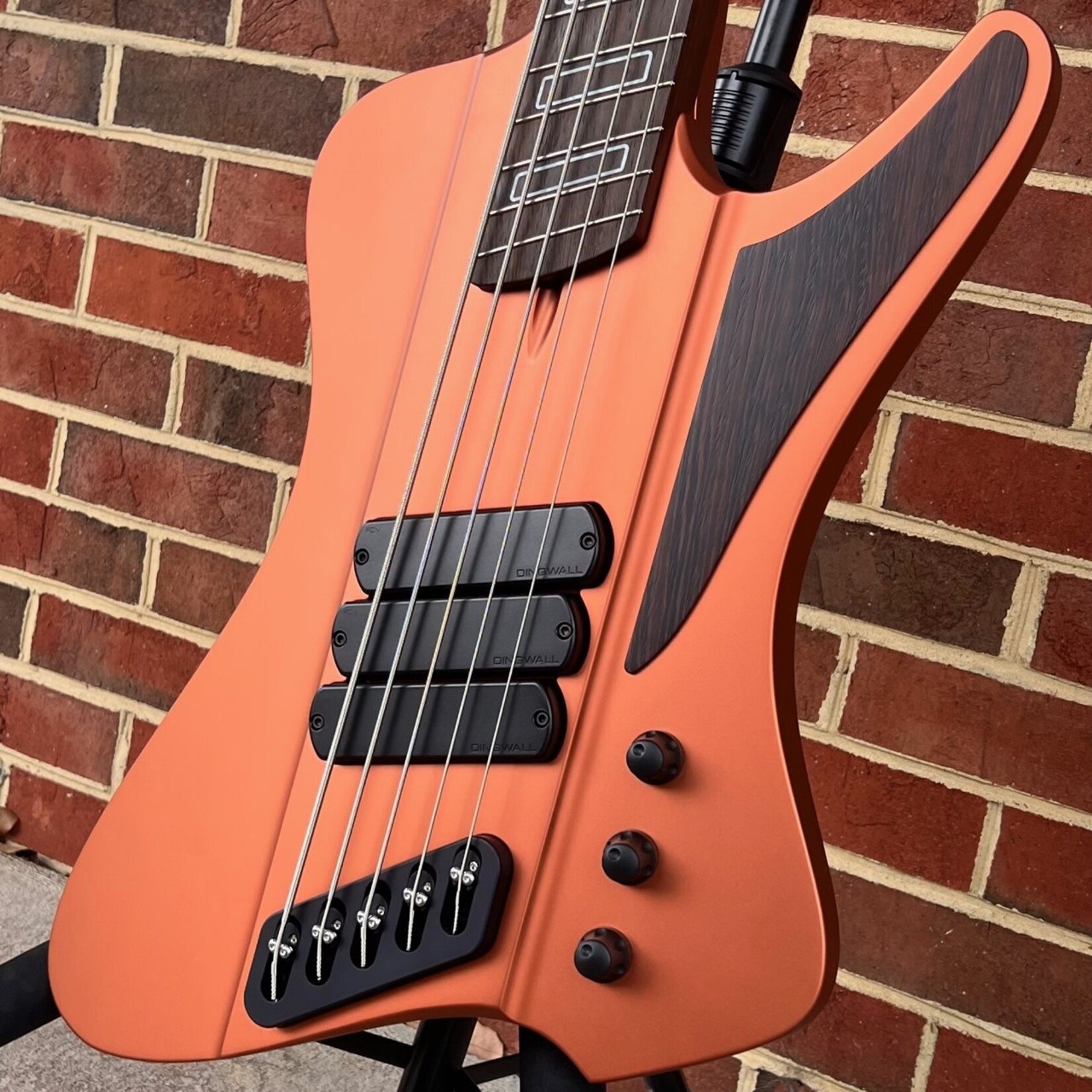 Dingwall Dingwall D-Roc Custom 5-String, Satin Blaze, Mahogany Body, Wenge Neck & Fretboard, Ghost Block Inlays, Dingwall Deluxe Gig Bag