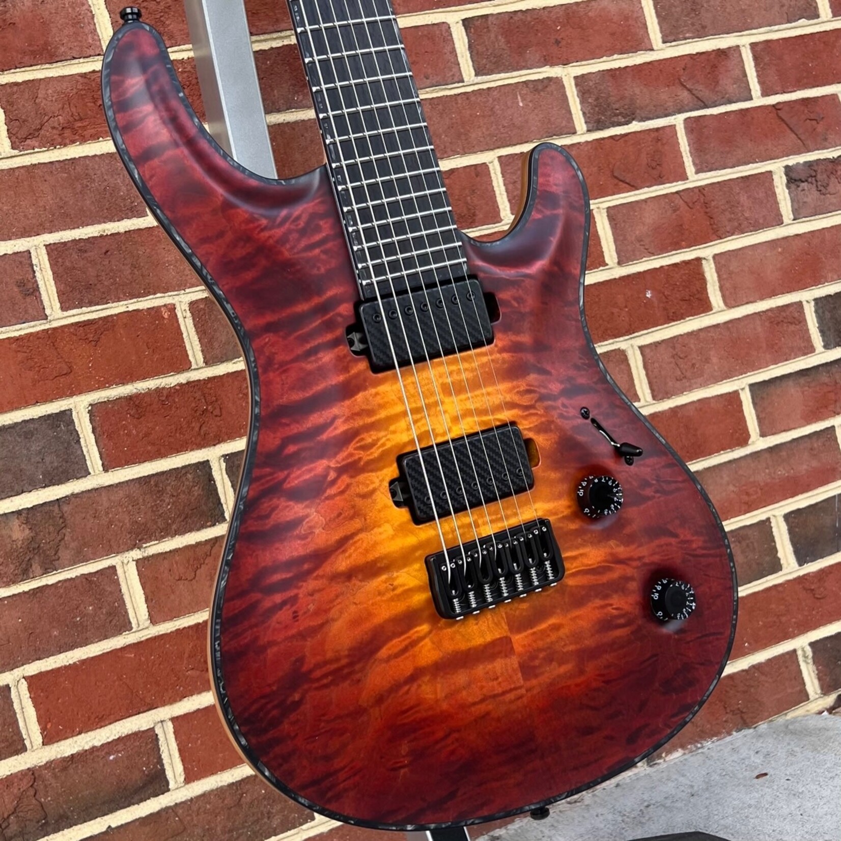 Mayones Mayones Regius Core RSi 7, Ryan Siew Inspiration Series, Lava Burst Satin, 4A Quilted Maple Top, American Ash TEW Body, 11ply Maple TEW/Wenge/Maple Neck Thru, Bareknuckle Nailbomb/VHII Pickups w/ Carbon Cover, Mayones Hiscox Case